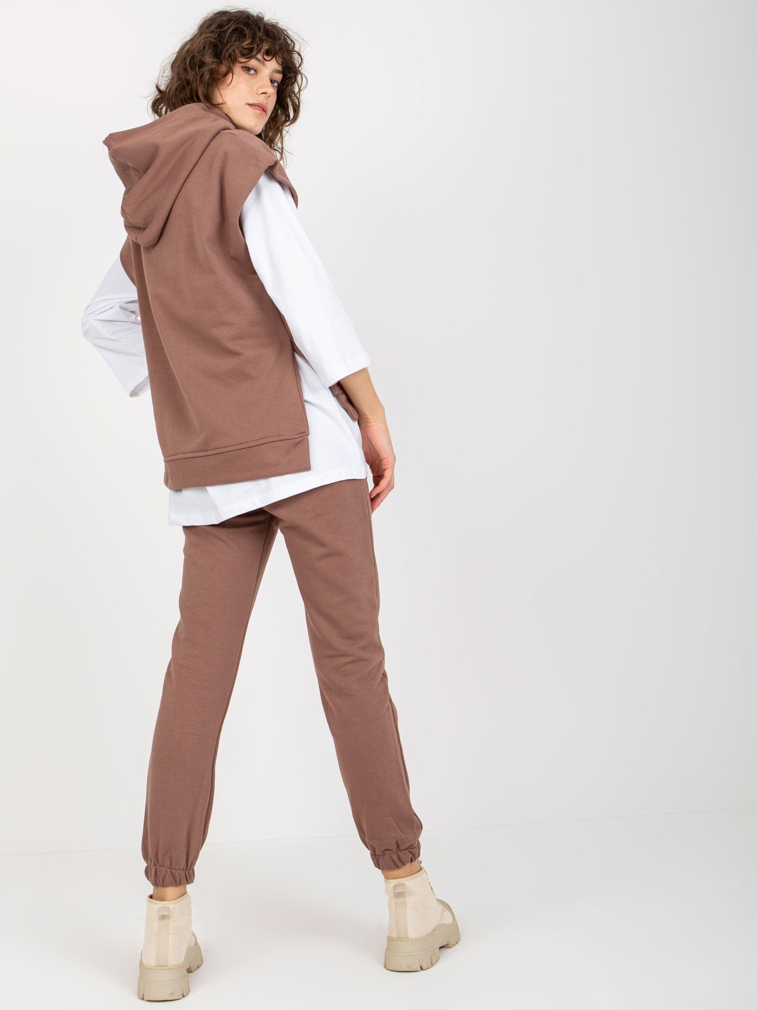 2016103318049-3-ex moda-3