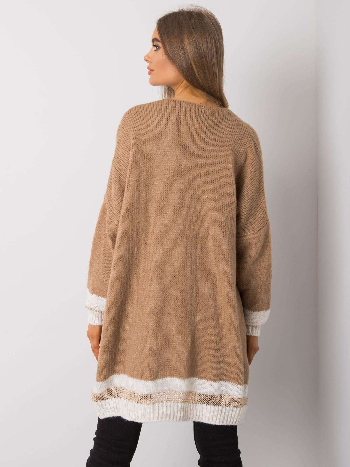 2016103069415-3-Och Bella-3