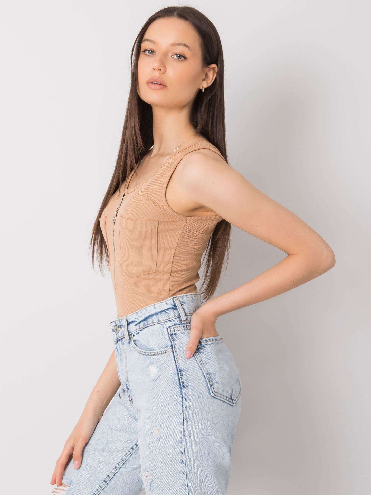 2016102952091-3-ITALY MODA-3