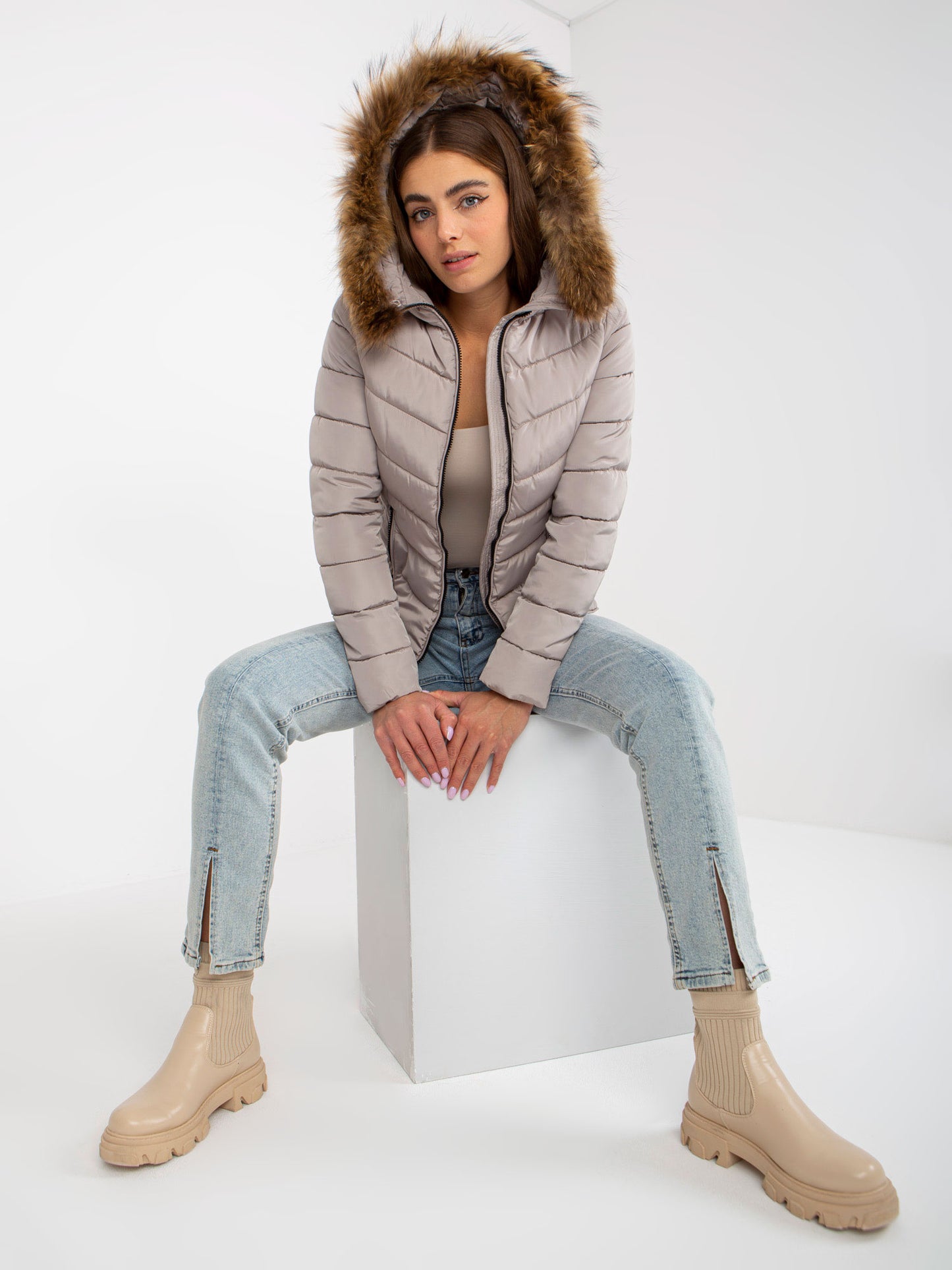 2016103298884-1-MINORITY-1