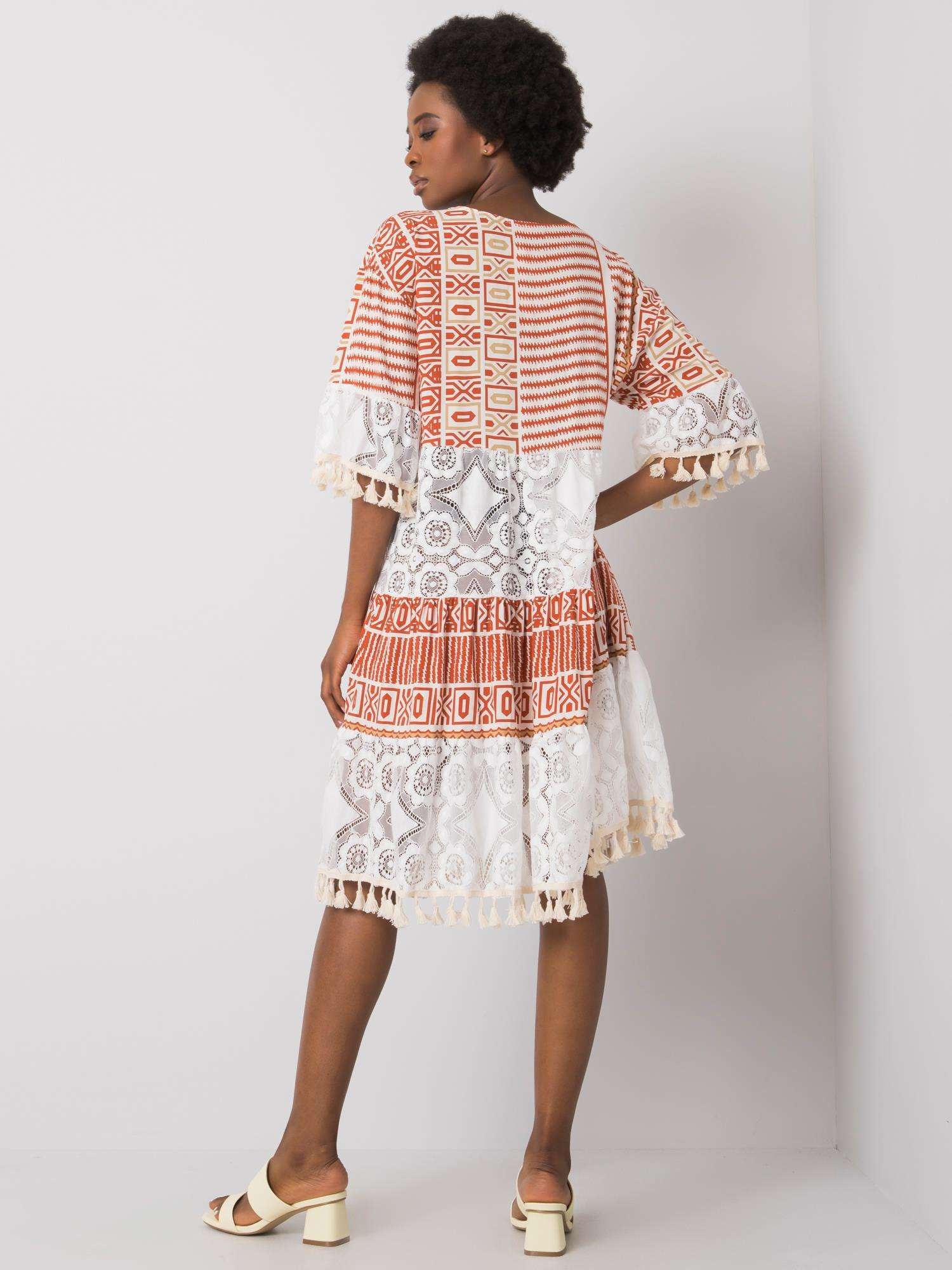 2016102985495-3-ITALY MODA-3