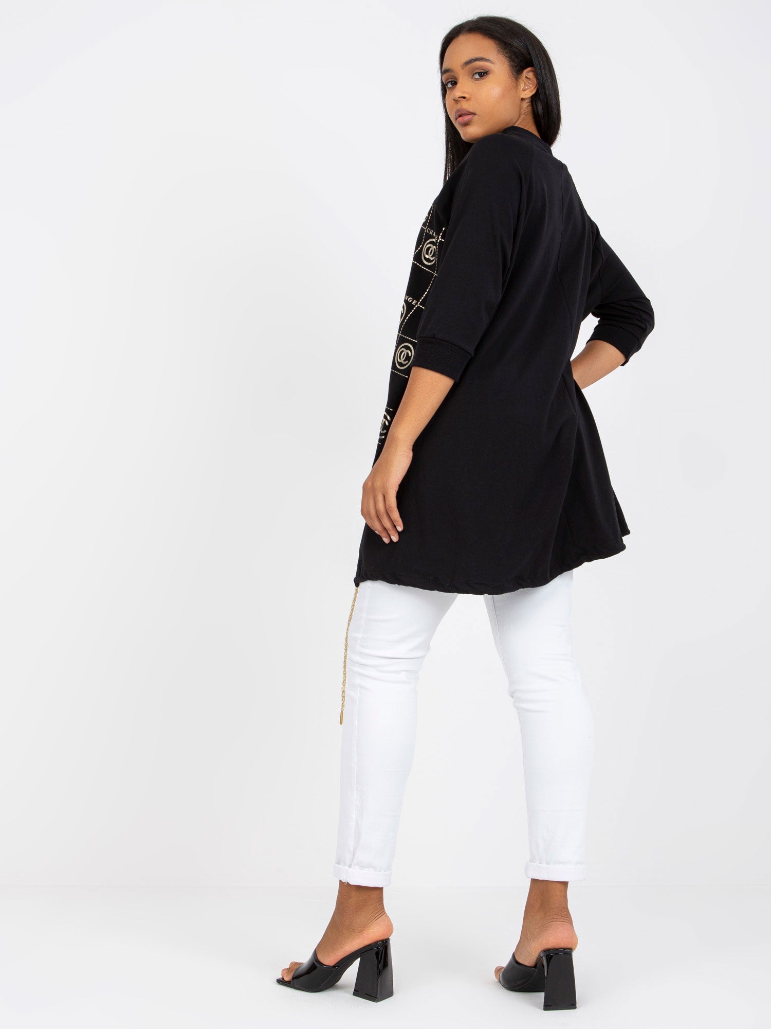 2016103215034-2-RELEVANCE-2