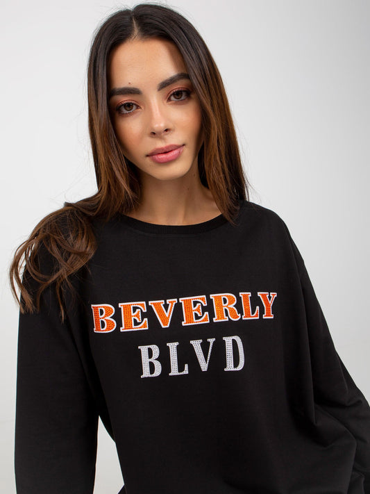 2016103302093-1-Vikki-1