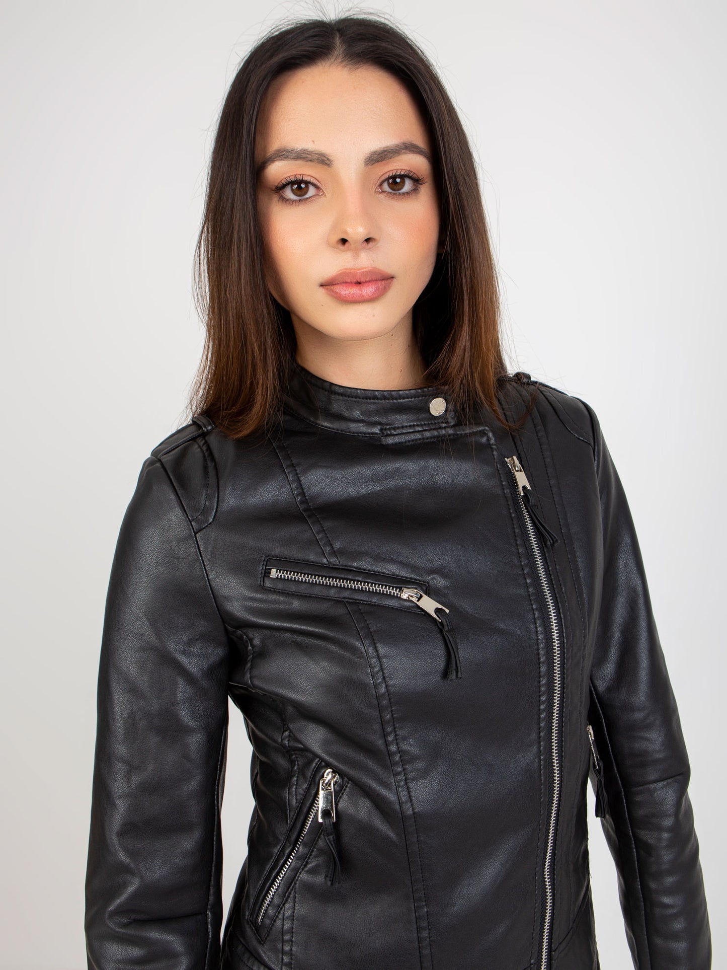 2016103396276-5-Miss Sissi-5