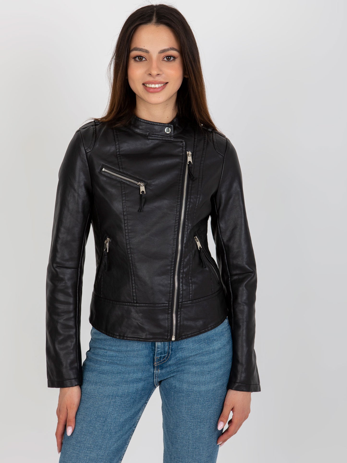 2016103396276-3-Miss Sissi-3