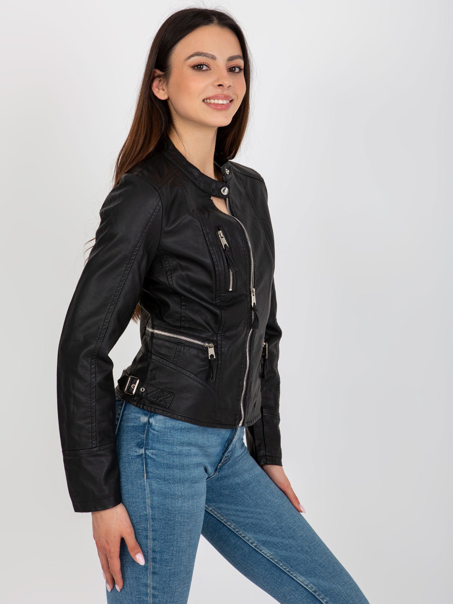 2016103396146-4-Miss Sissi-4