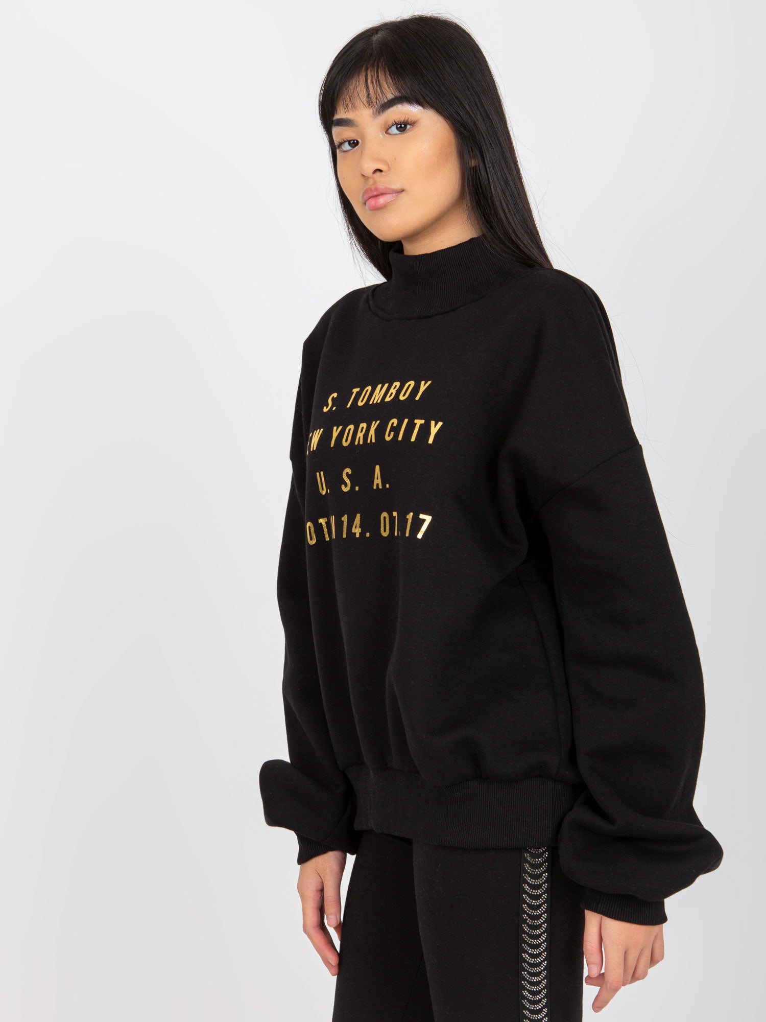 2016103312498-1-ex moda-1