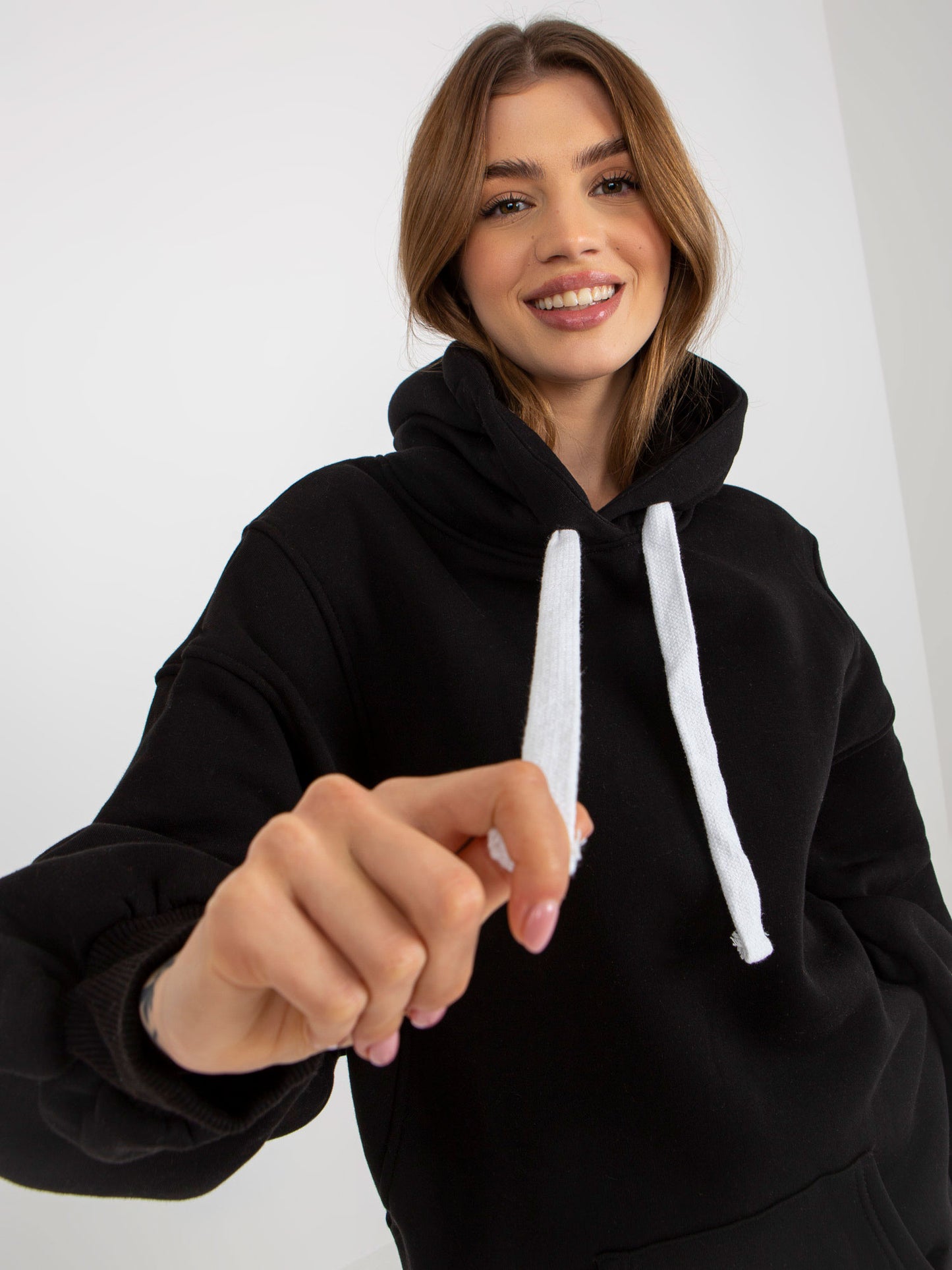 2016103345908-2-ex moda-2