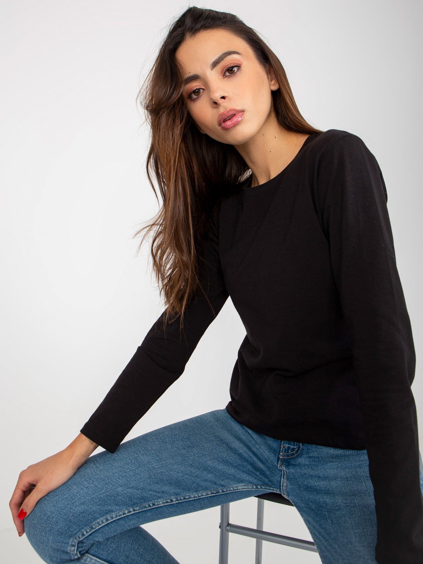 2016103301768-5-Vikki-5