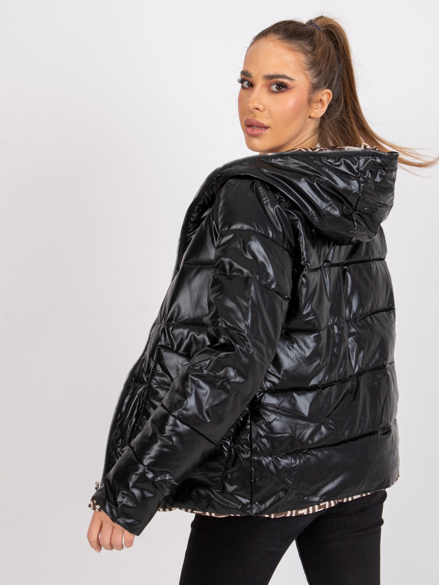 2016103143740-6-YUPS-6