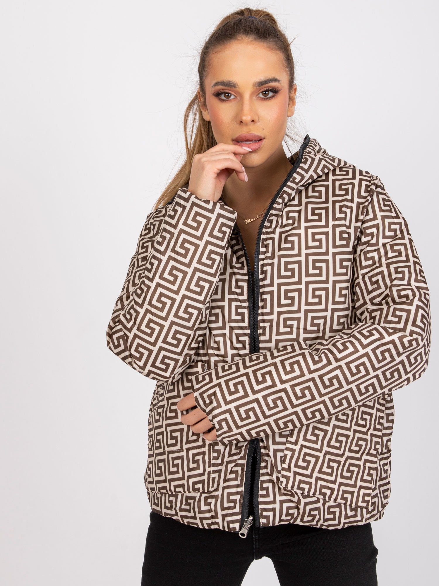 2016103143740-8-YUPS-8