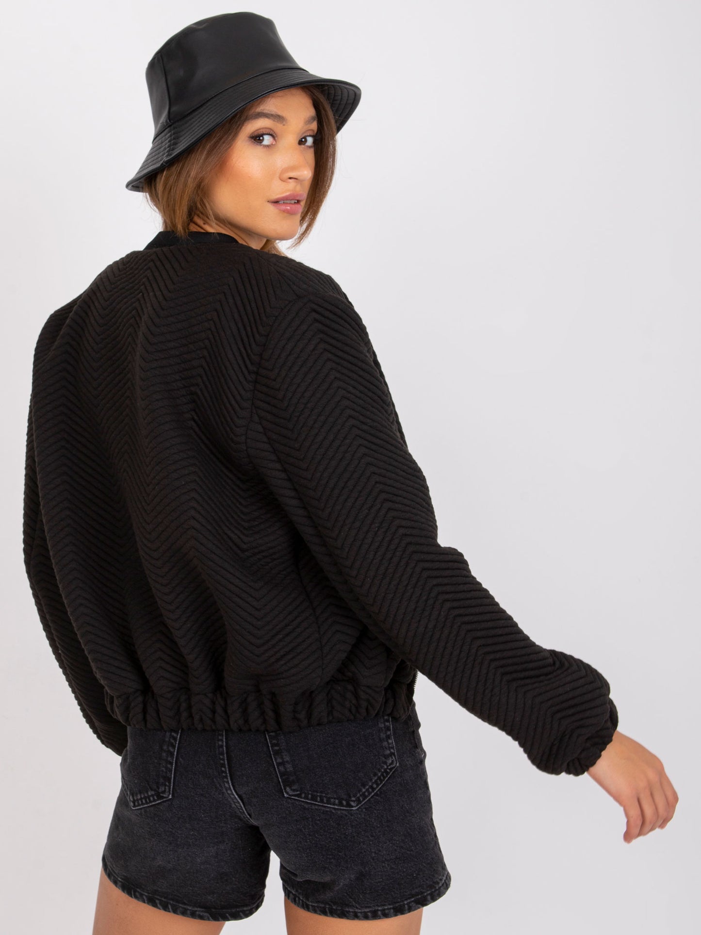 2016103168040-1-RUE PARIS-1