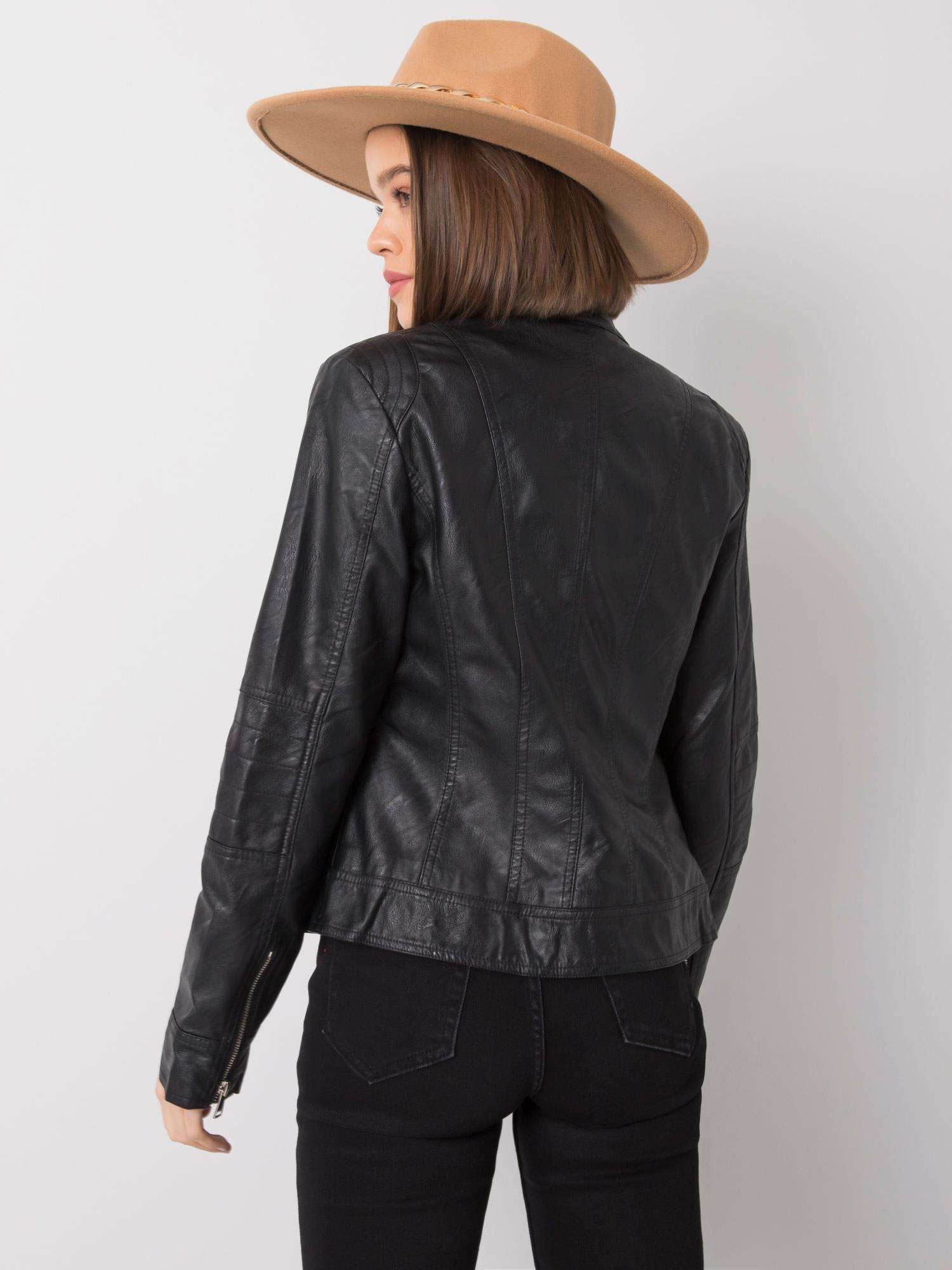 2016102823889-1-Honey Winter-1