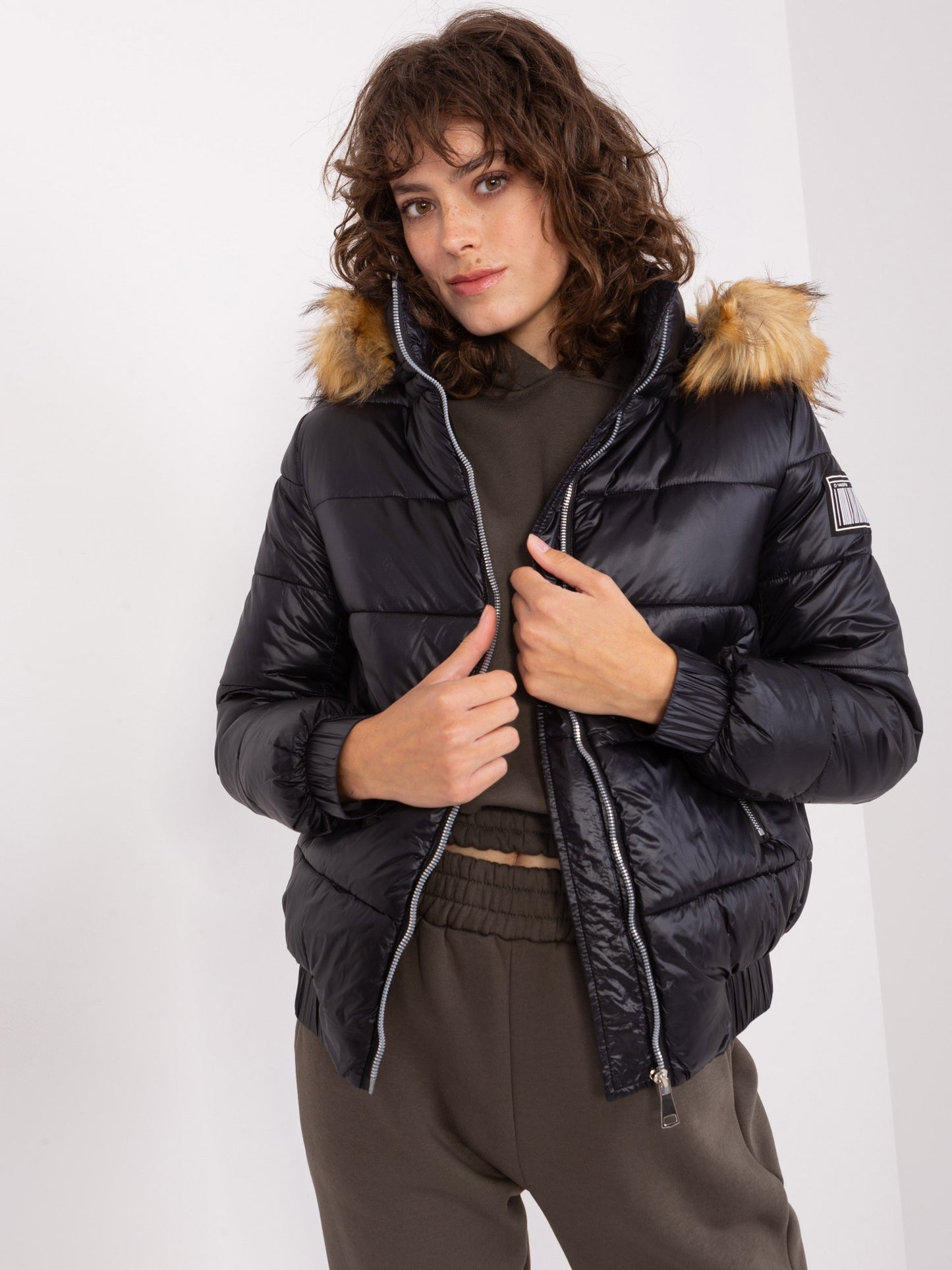 2016103479368-3-Trendy. ING-3