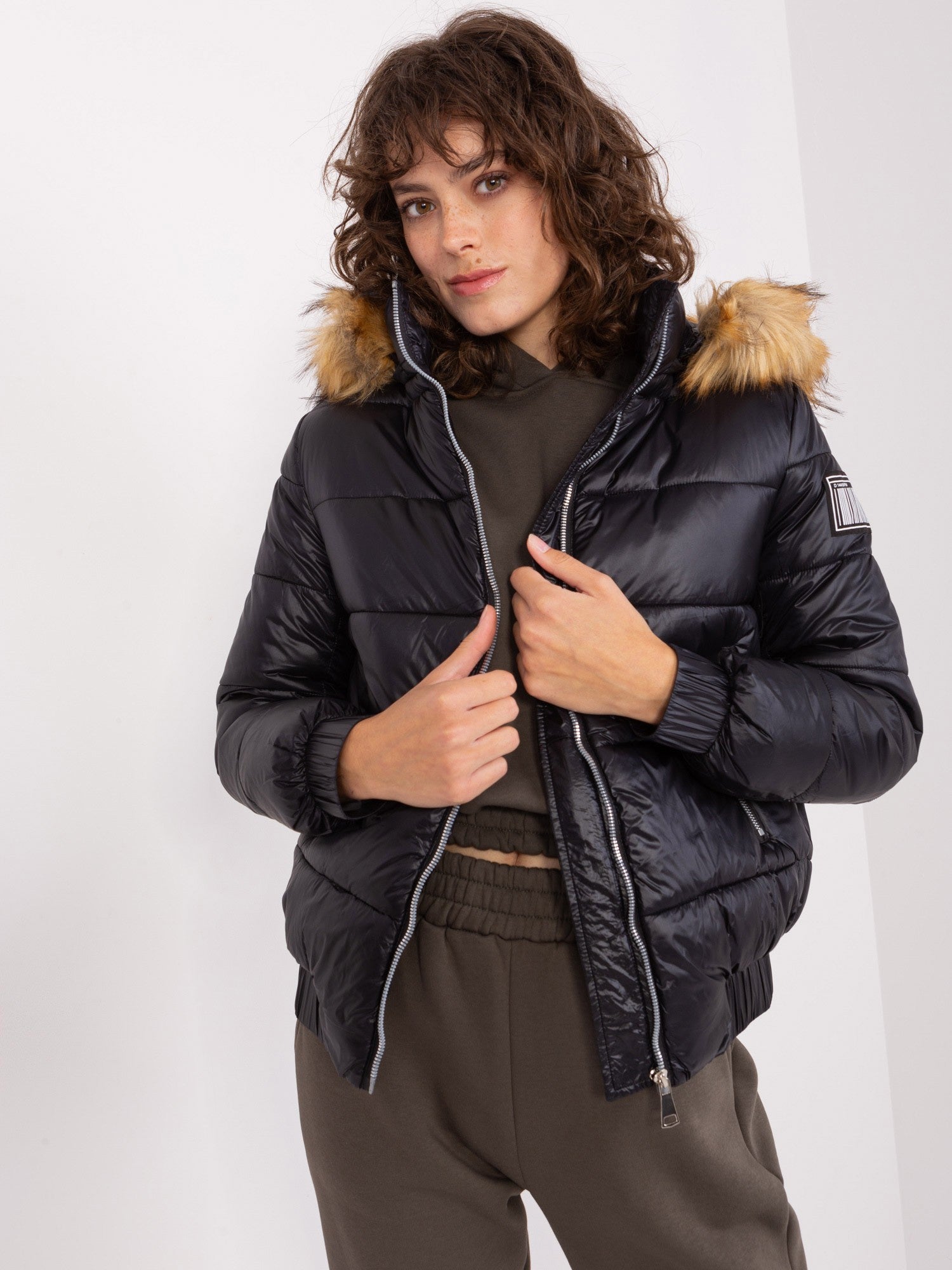 2016103479368-3-Trendy. ING-3