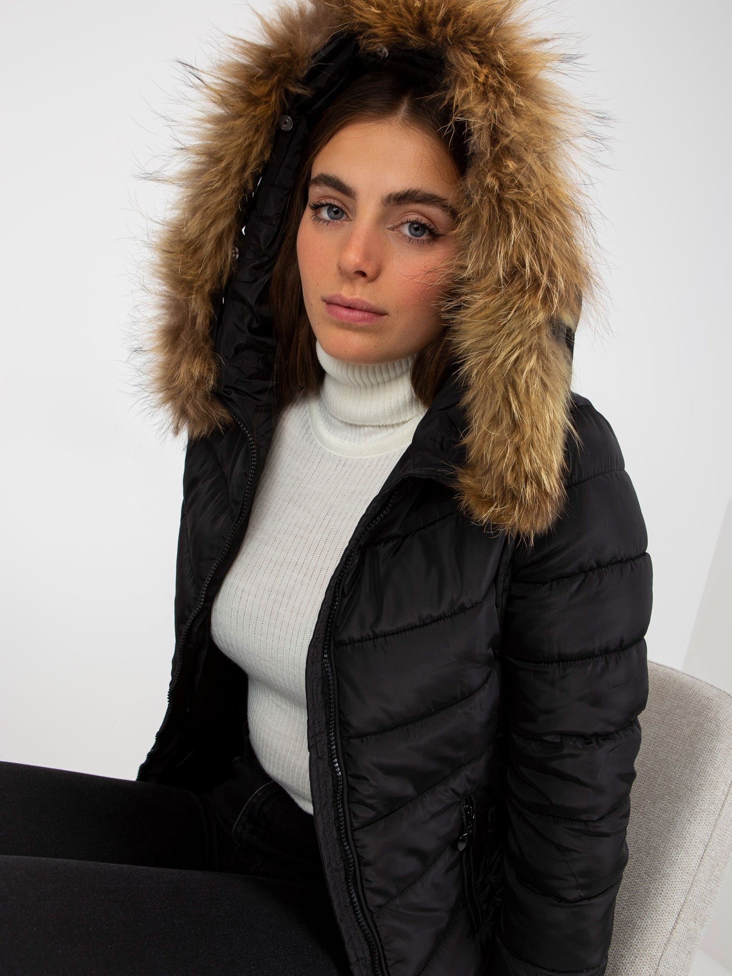 2016103298938-1-MINORITY-1