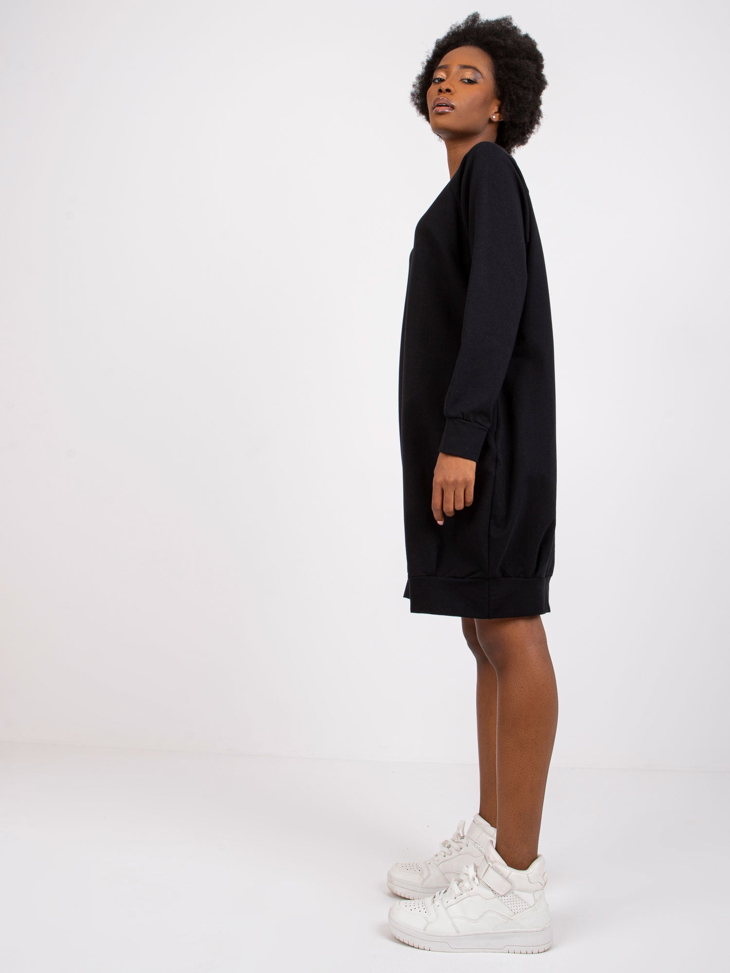 2016102457695-11-BASIC FEEL GOOD-11