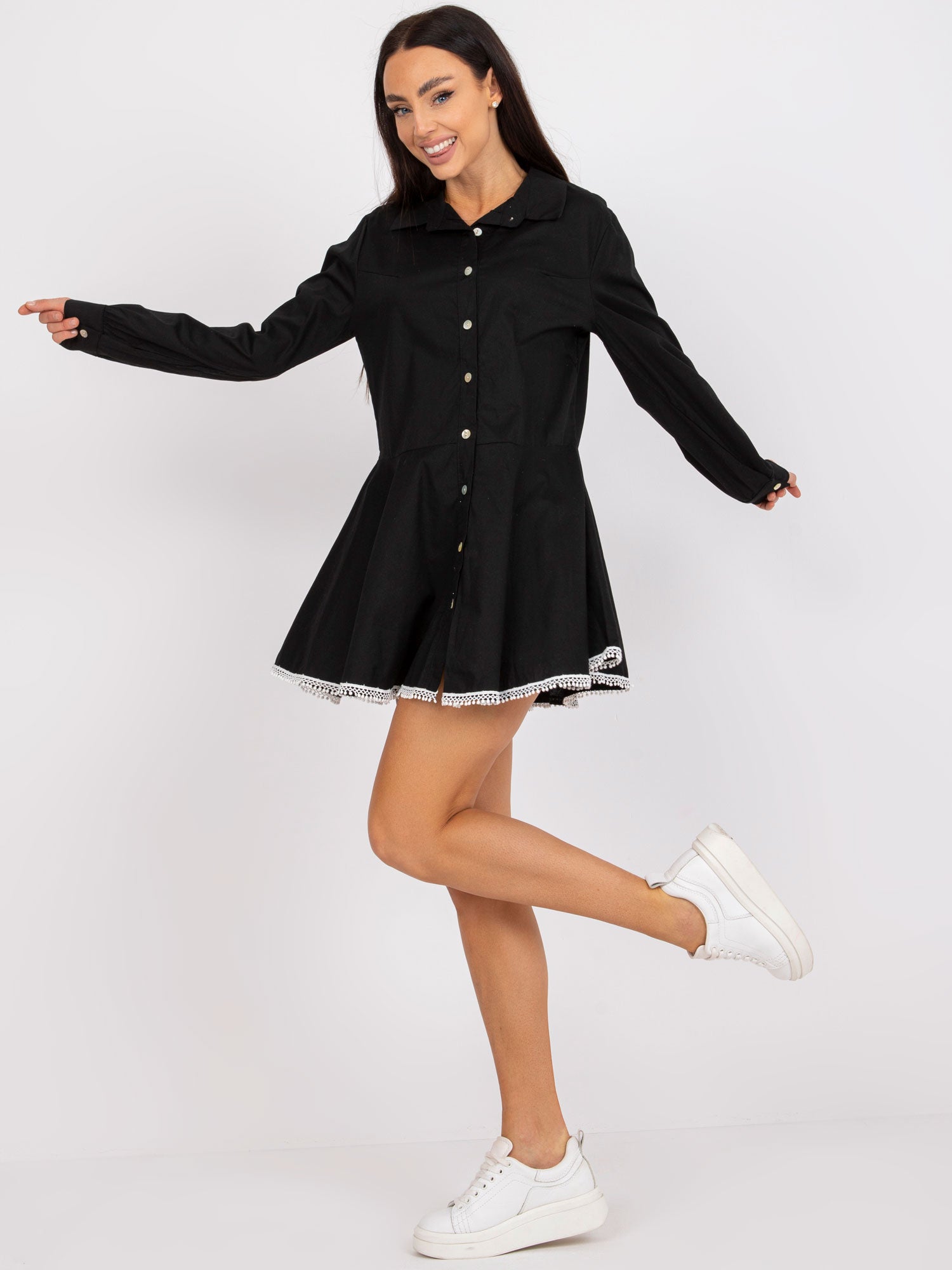 2016103175680-3-ITALY MODA-3