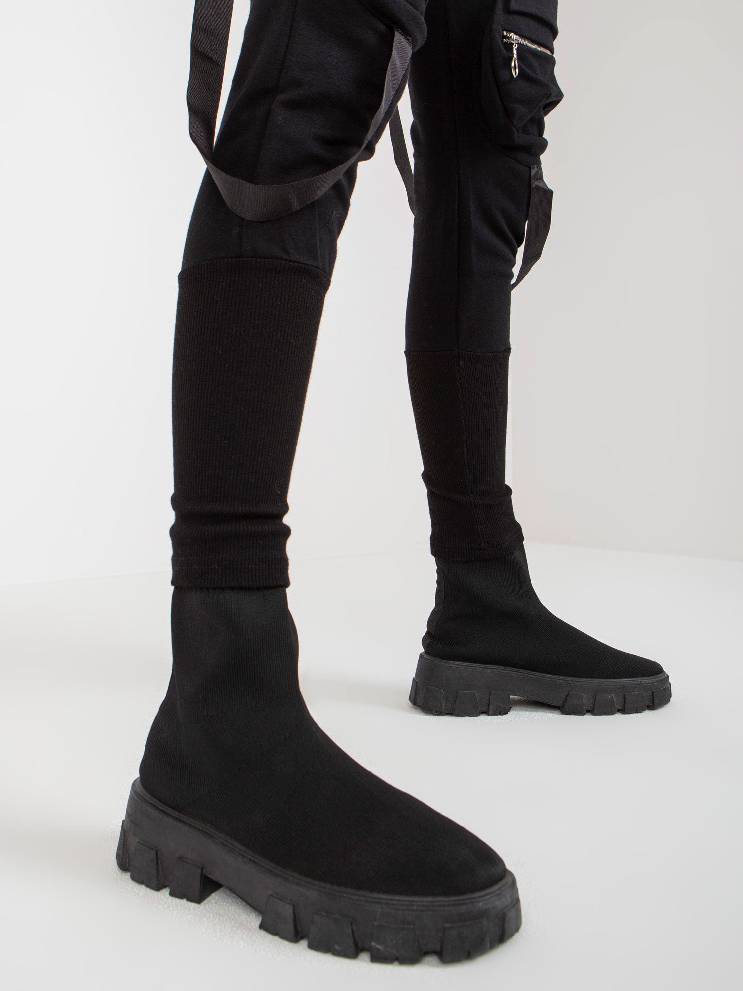 2016103319343-2-ex moda-2