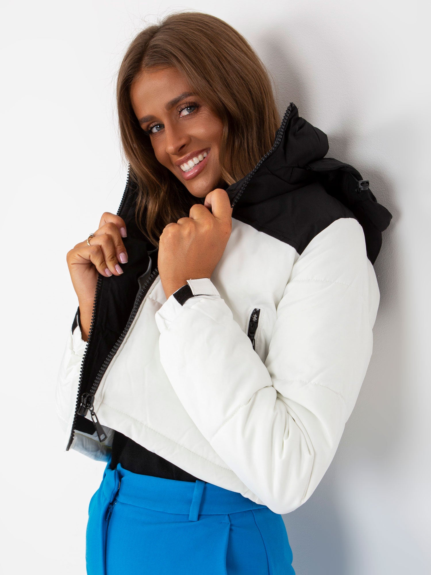 2016103267637-4-Honey Winter-4