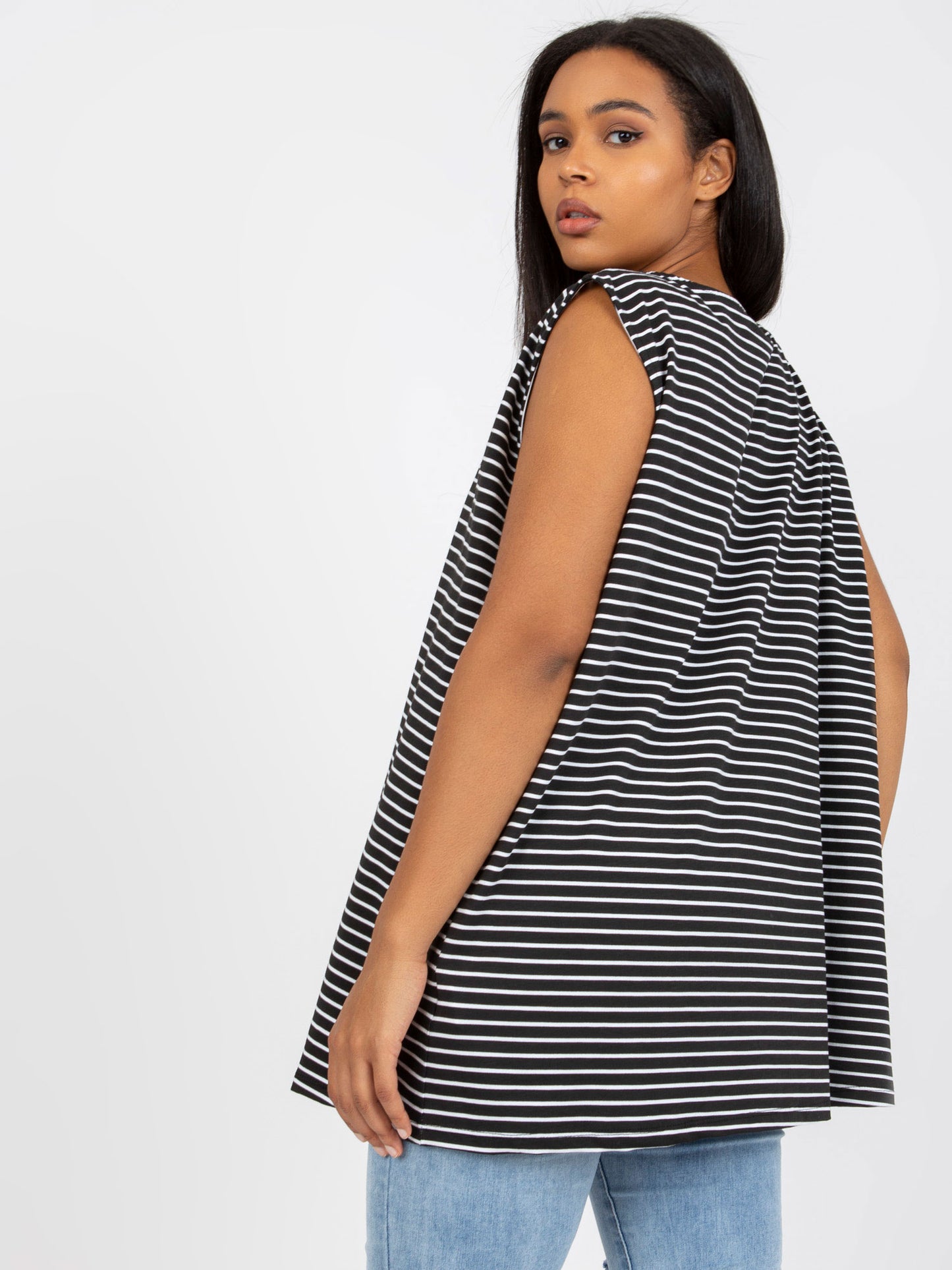 2016103233175-1-RELEVANCE-1