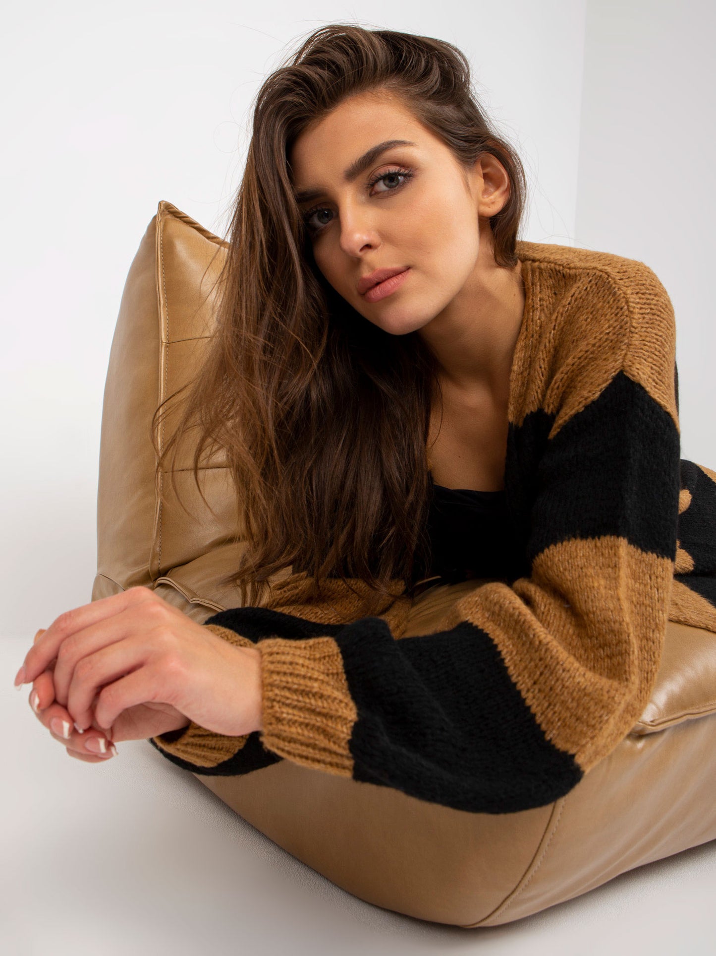 2016103279197-3-Och Bella-3