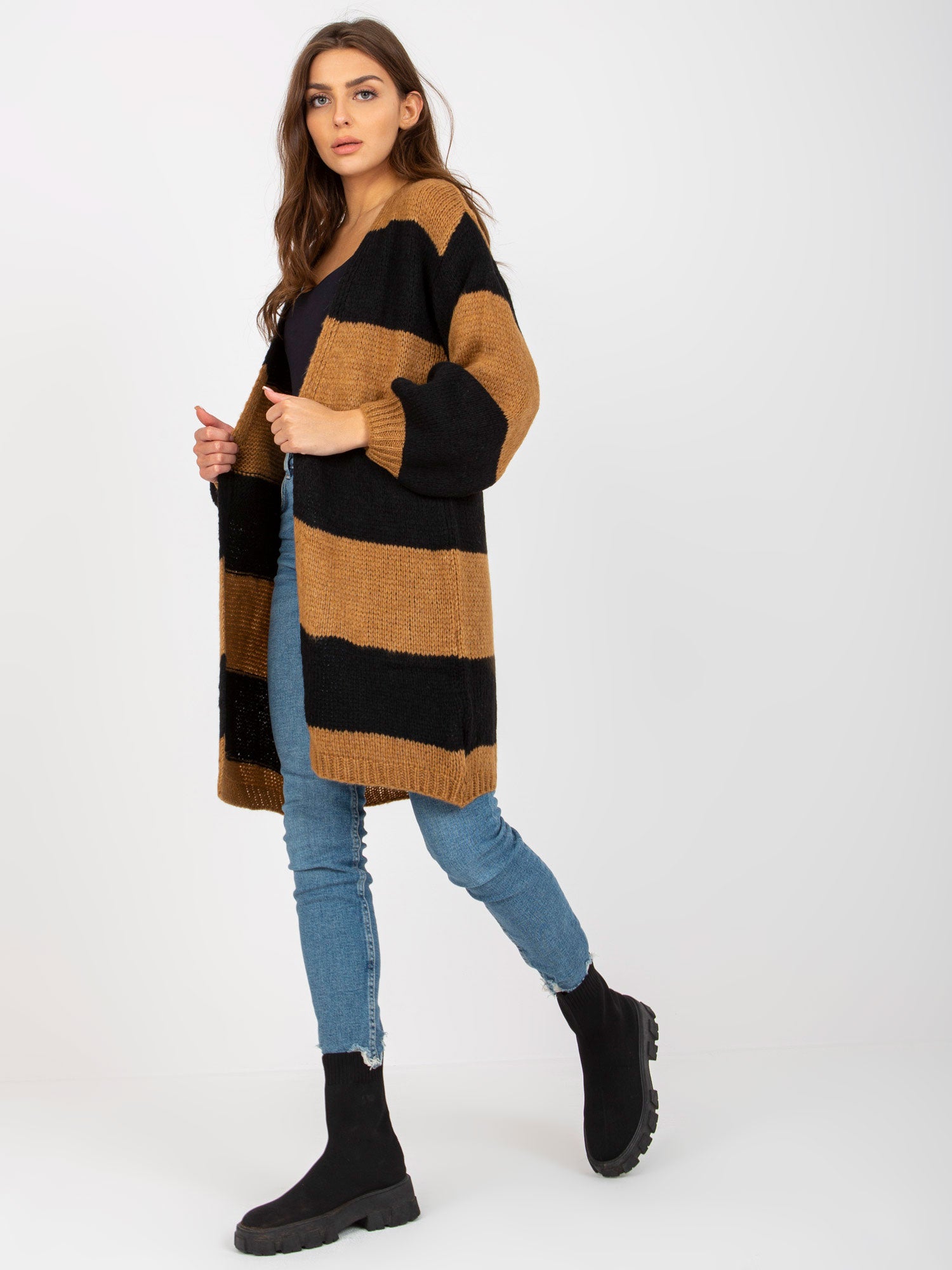 2016103279197-5-Och Bella-5