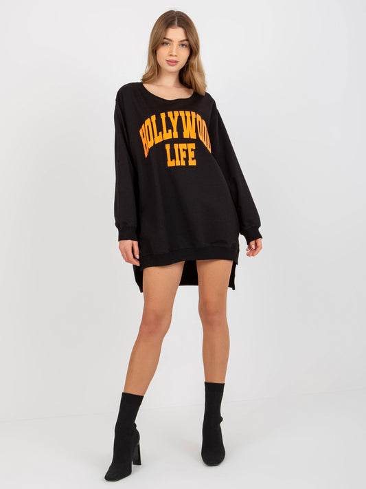 2016103307975-2-Vikki-2