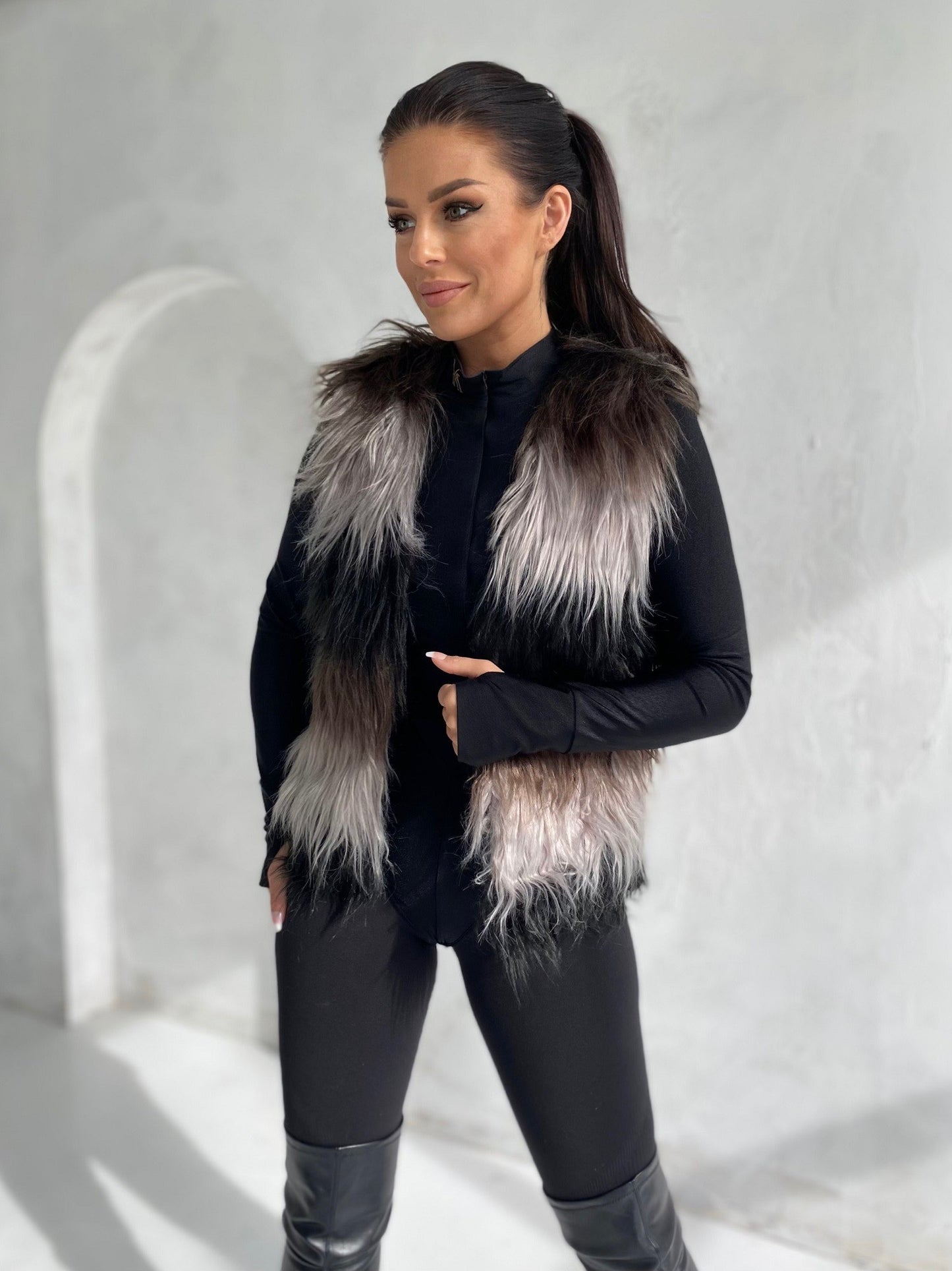 2016103086863-9-YUPS-9