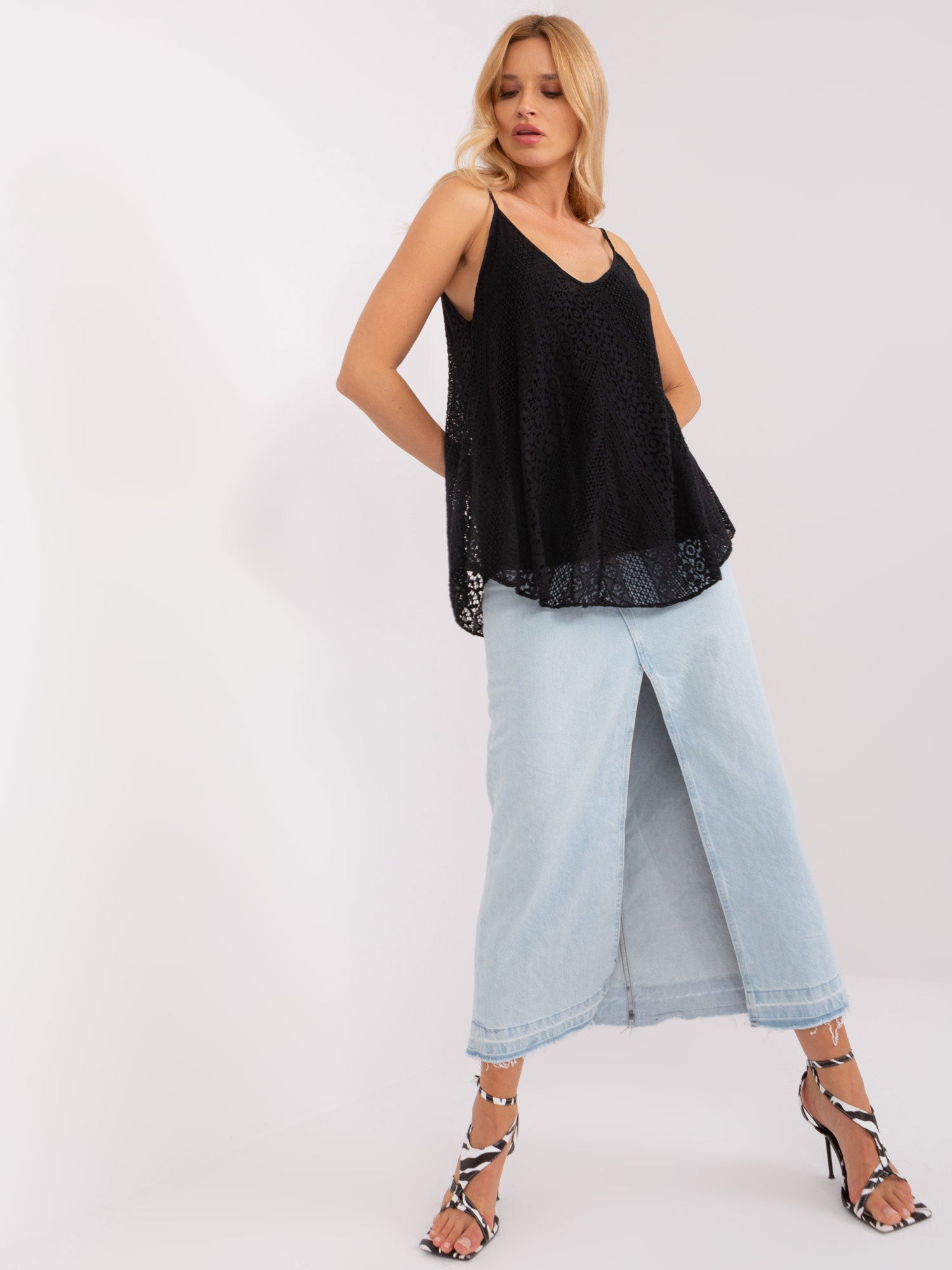 2016103407415-5-Och Bella-5