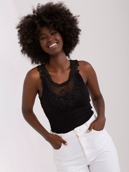 2016103425662-1-Och Bella-1