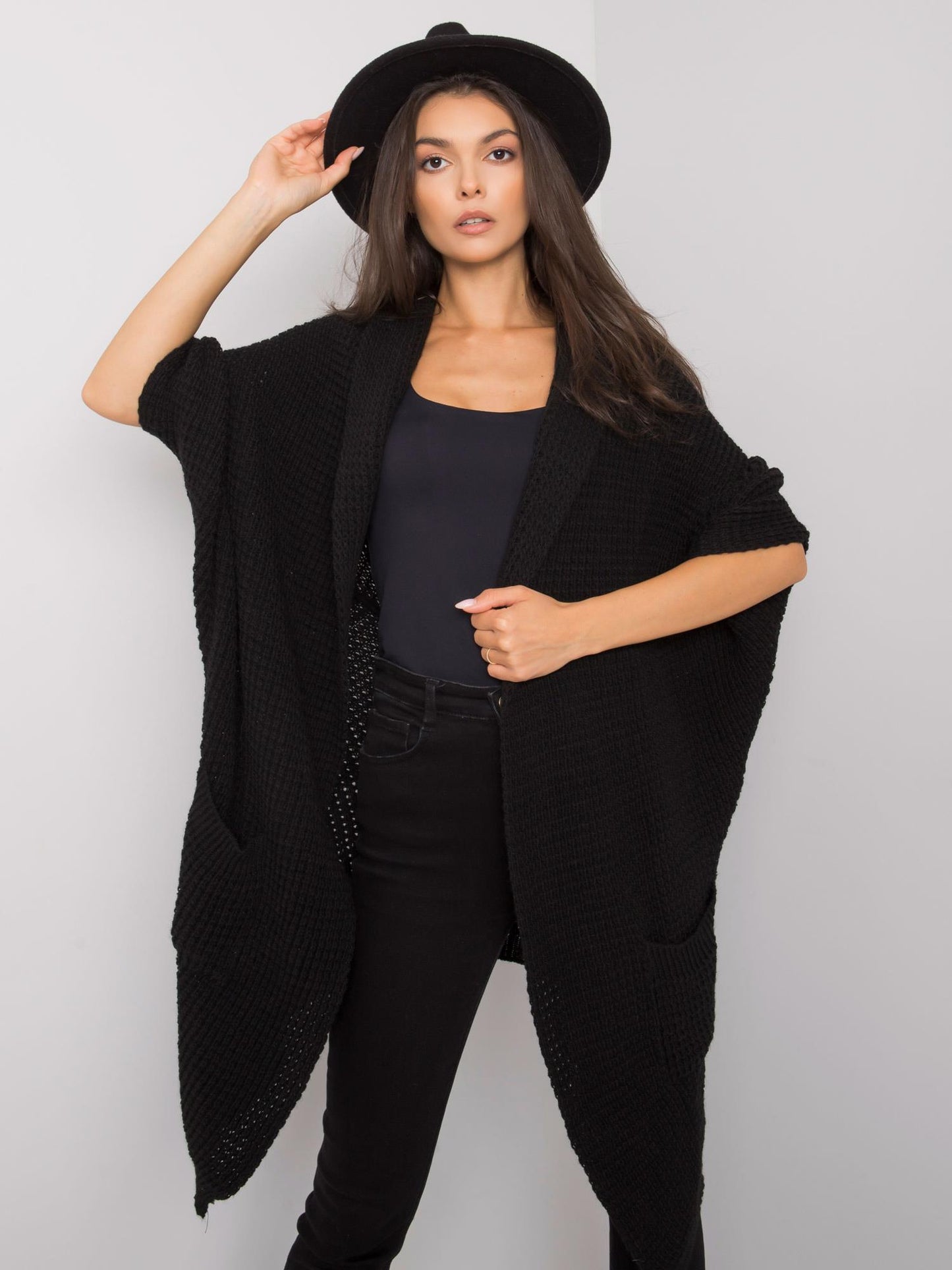 2016103033065-3-Och Bella-3