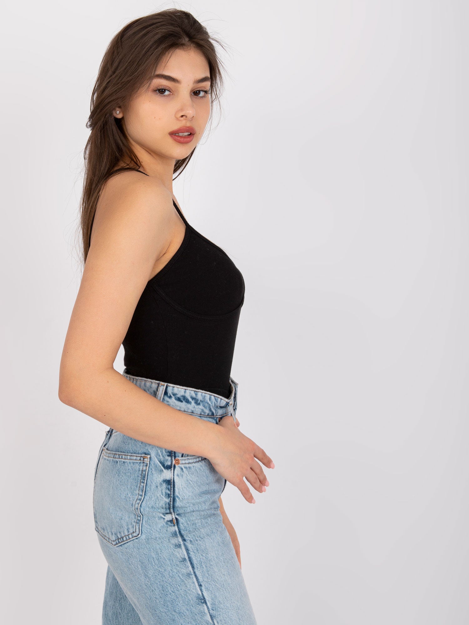 2016103178889-5-Och Bella-5