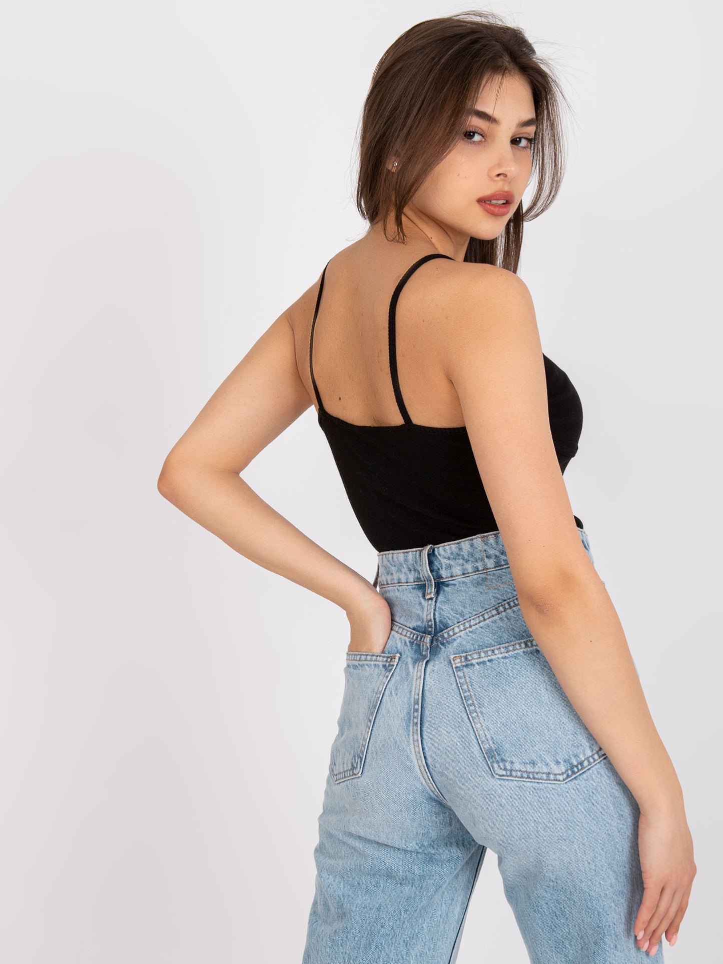 2016103178889-4-Och Bella-4