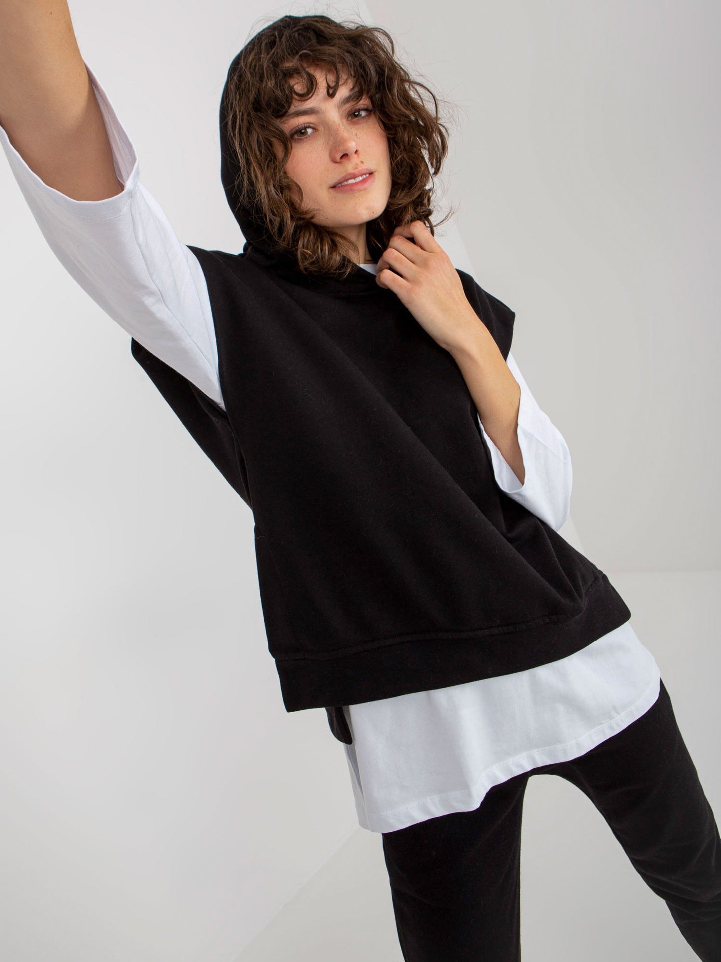 2016103318018-1-ex moda-1