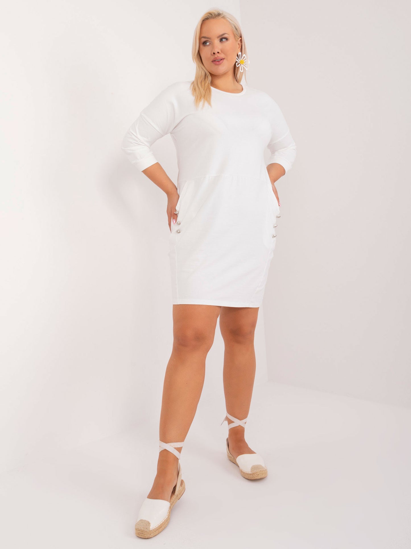 2016103544783-2-RELEVANCE-2