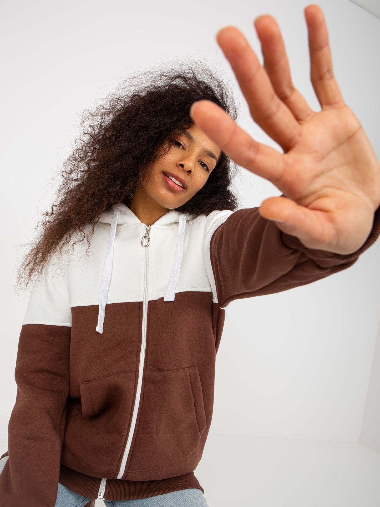 2016103317974-1-ex moda-1