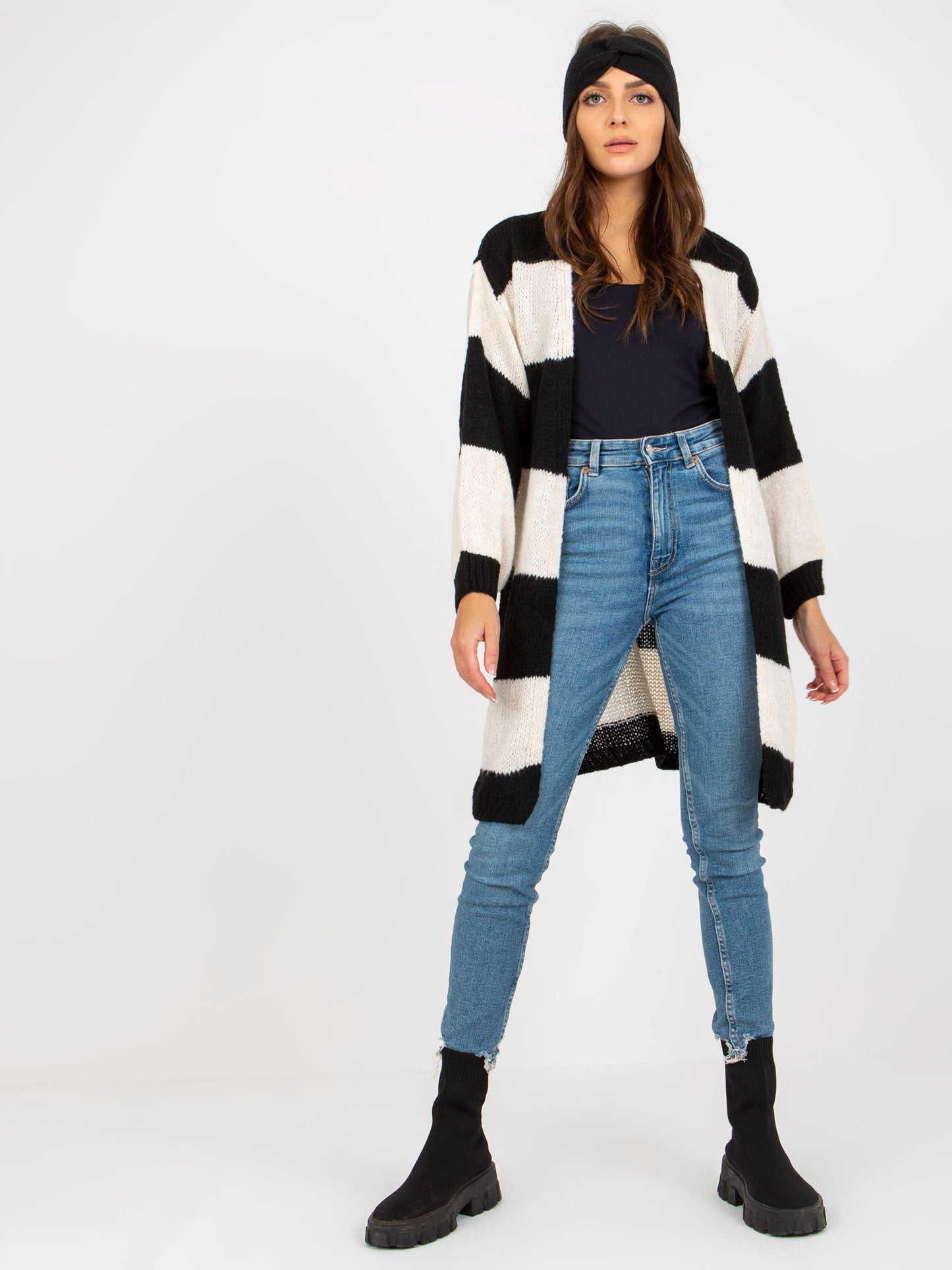 2016103279180-6-Och Bella-6