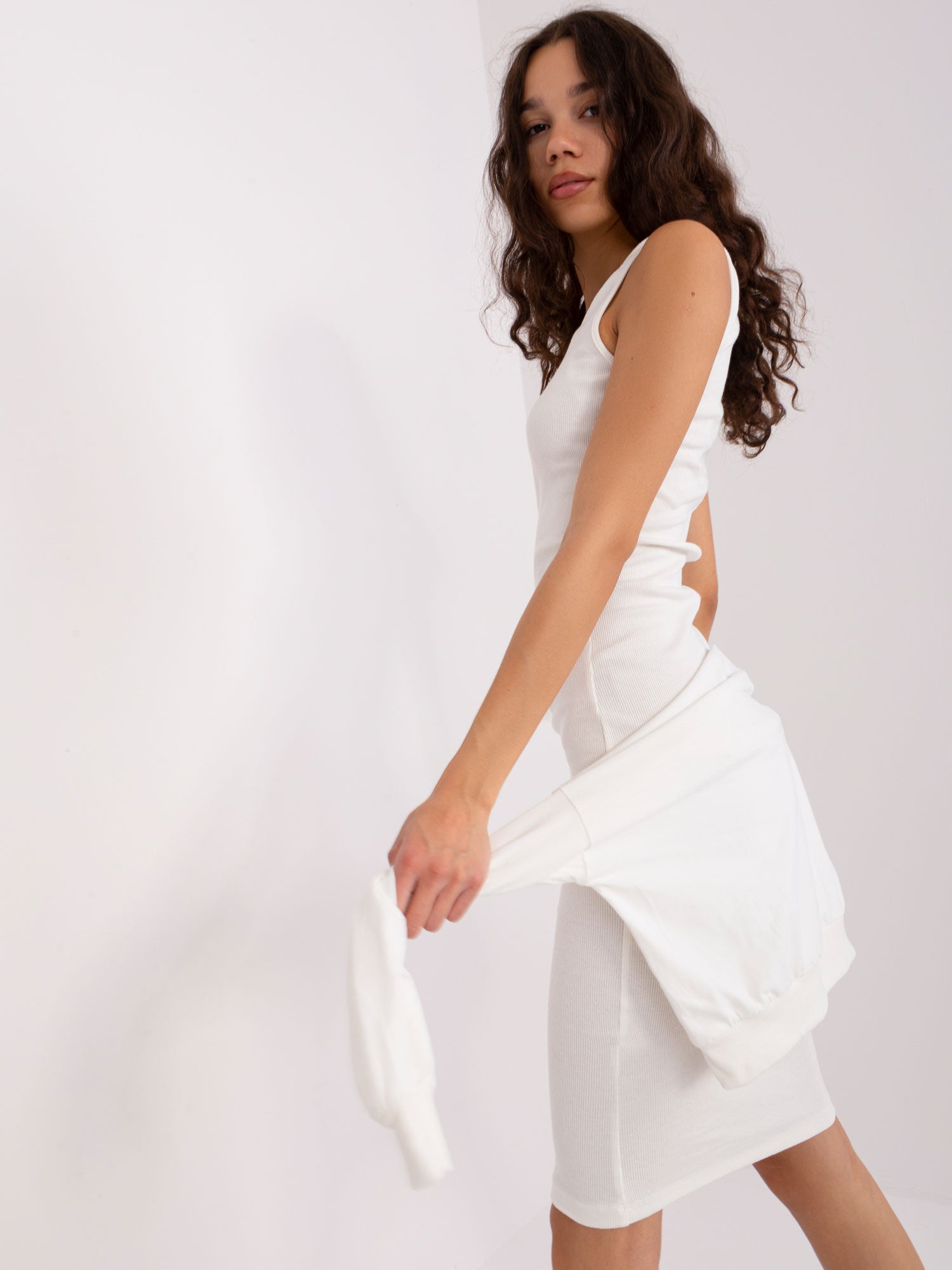 2016103481866-3-City Donna-3