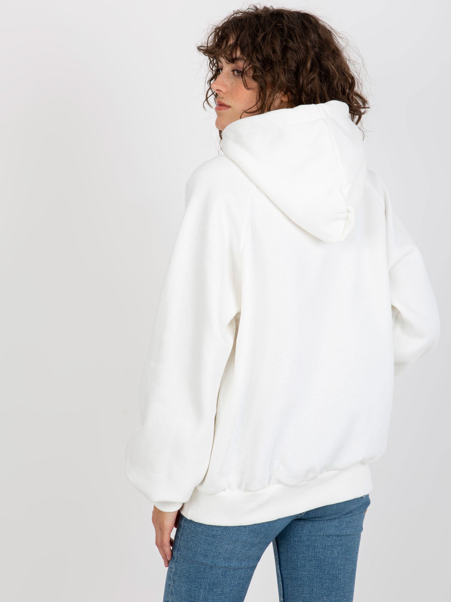 2016103319497-2-ex moda-2