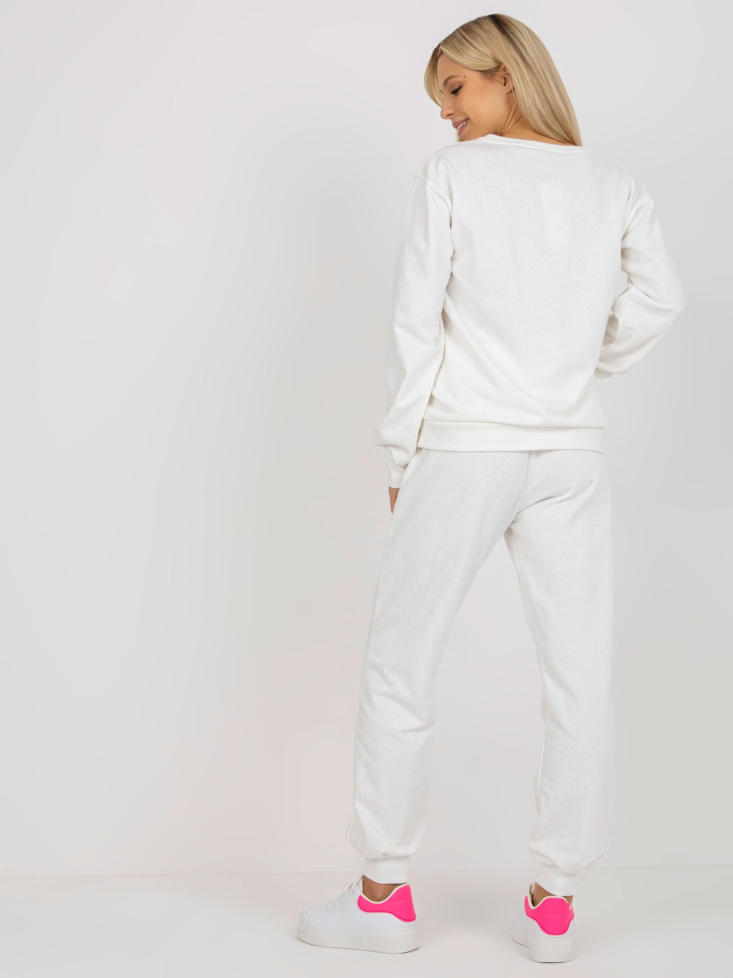 2016103319572-1-ex moda-1