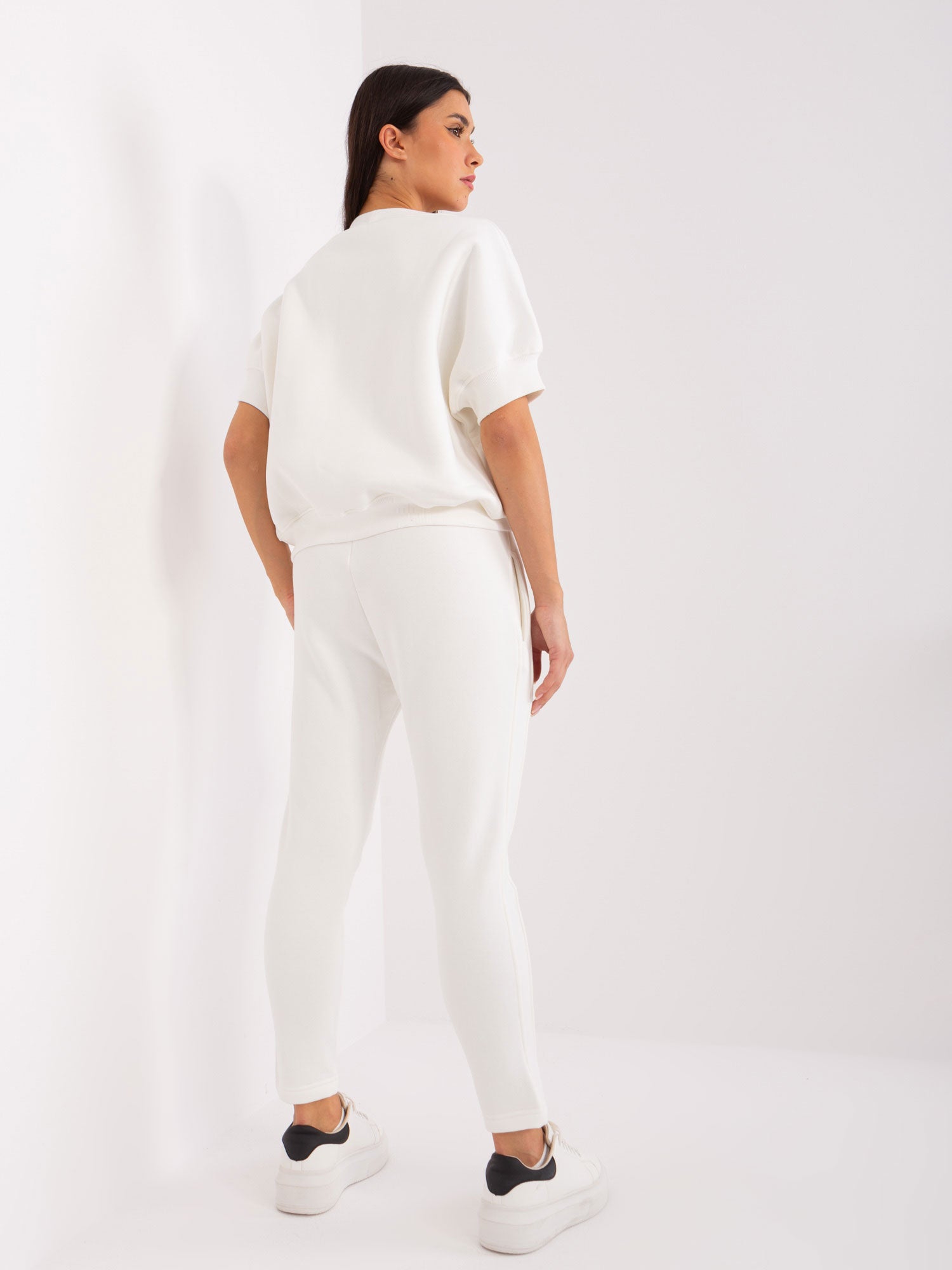 2016103481323-1-Wow Donna-1