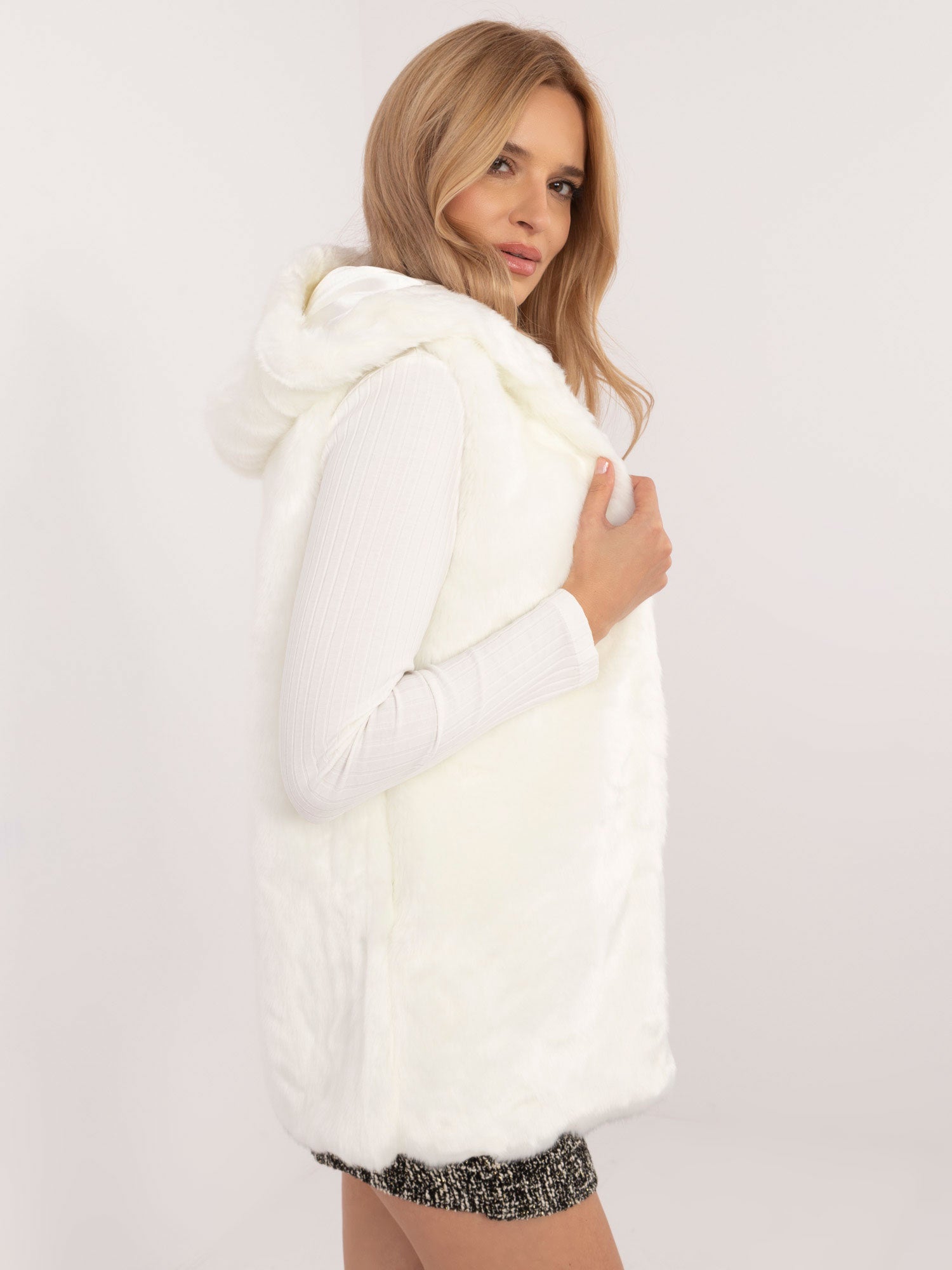 2016103577248-7-Wool Fashion Italia-7