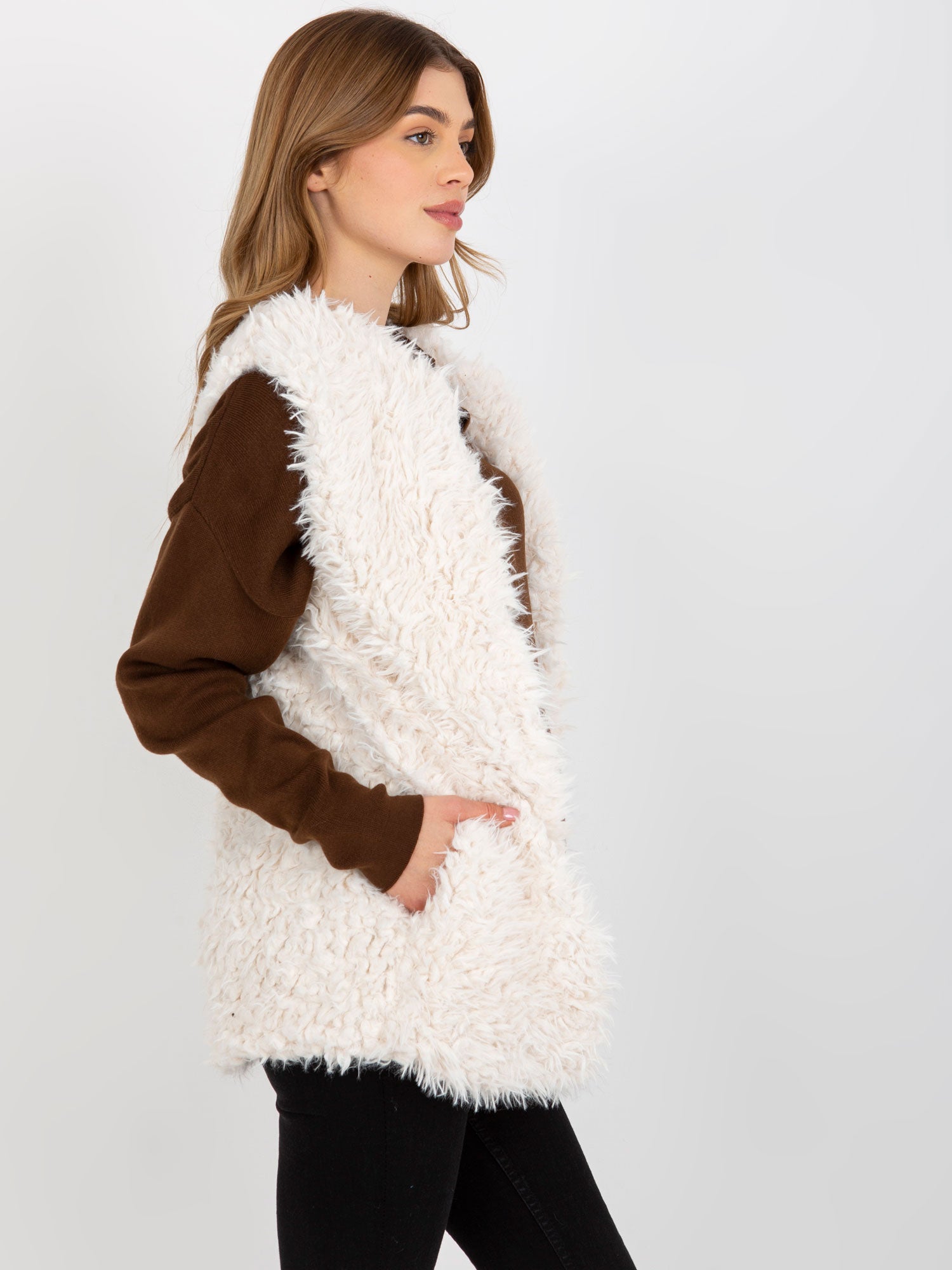 2016103327423-4-Wool Fashion Italia-4