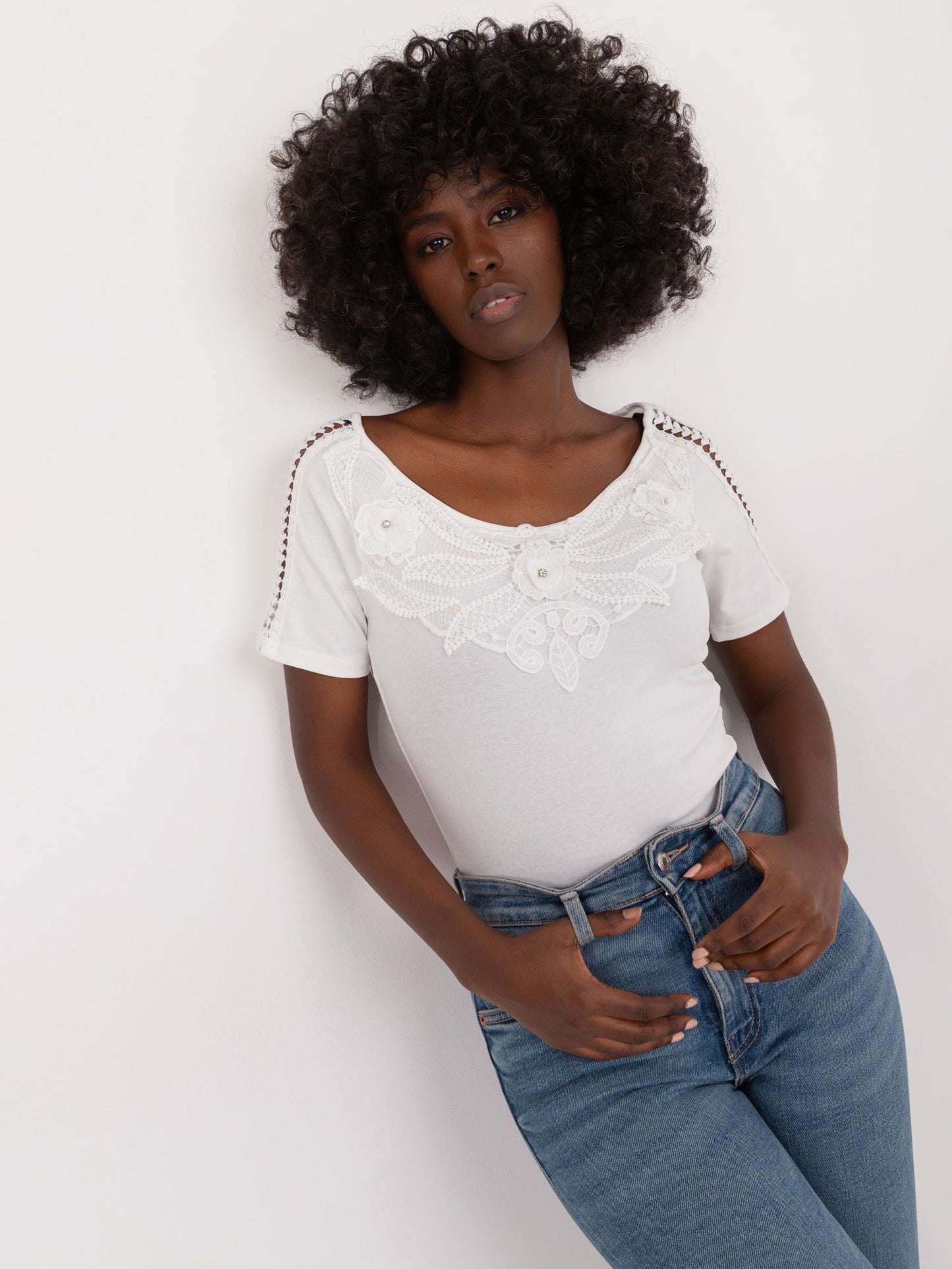 2016103506880-4-Ambitionfly-4