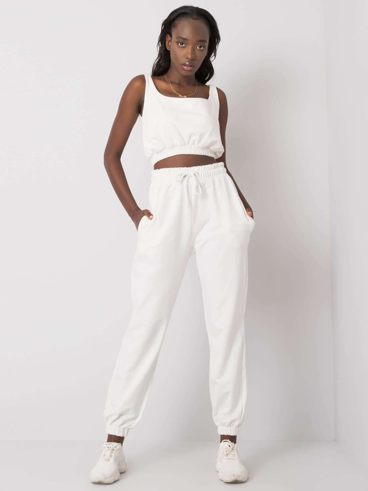 2016102981770-4-ex moda-4