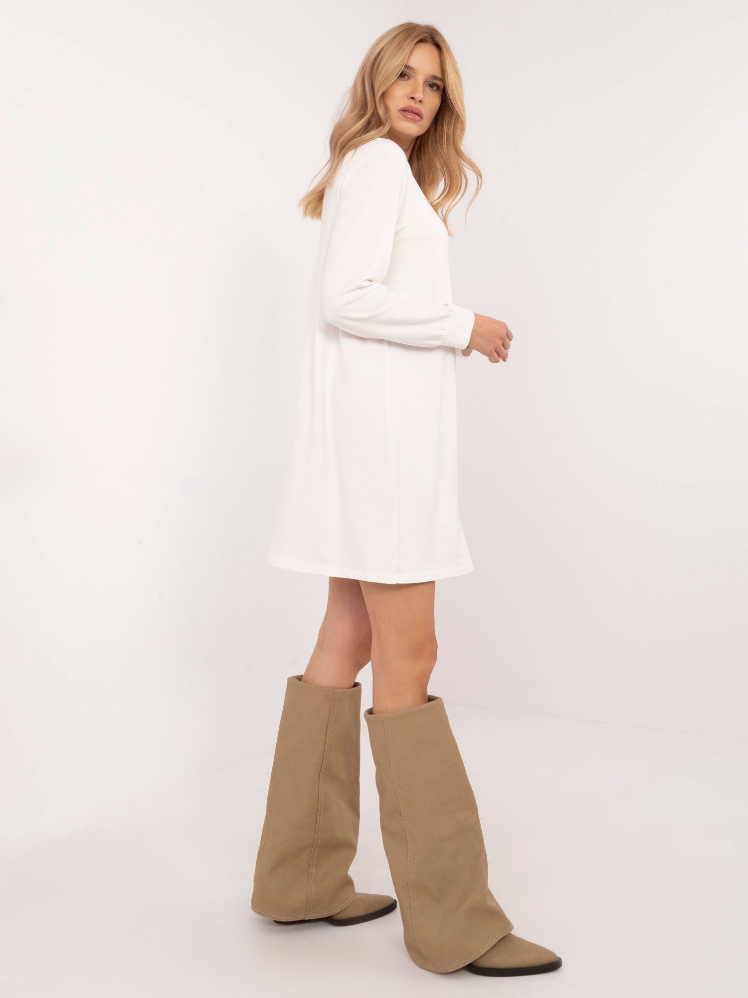 2016103577095-2-RELEVANCE-2