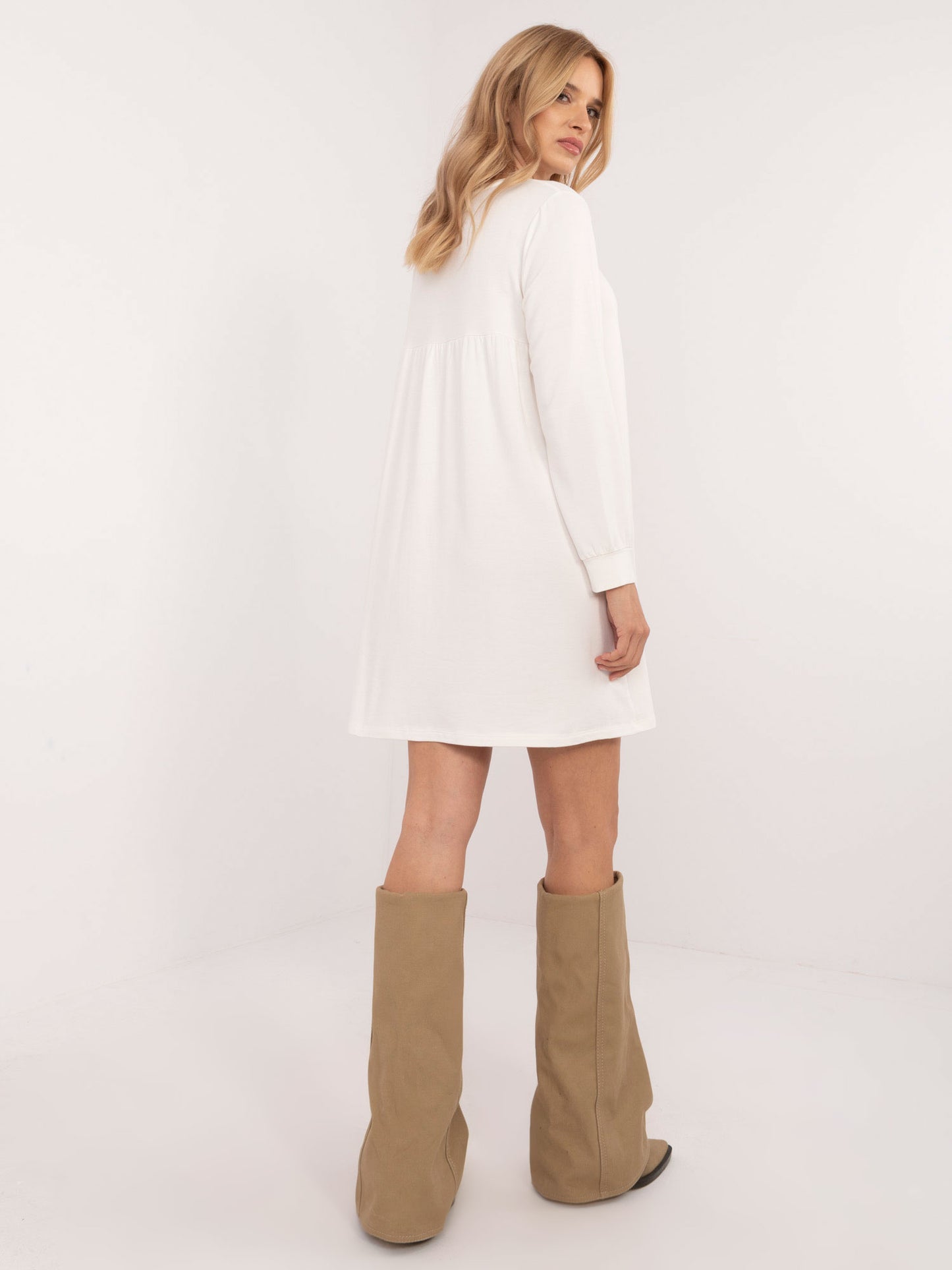 2016103577095-4-RELEVANCE-4