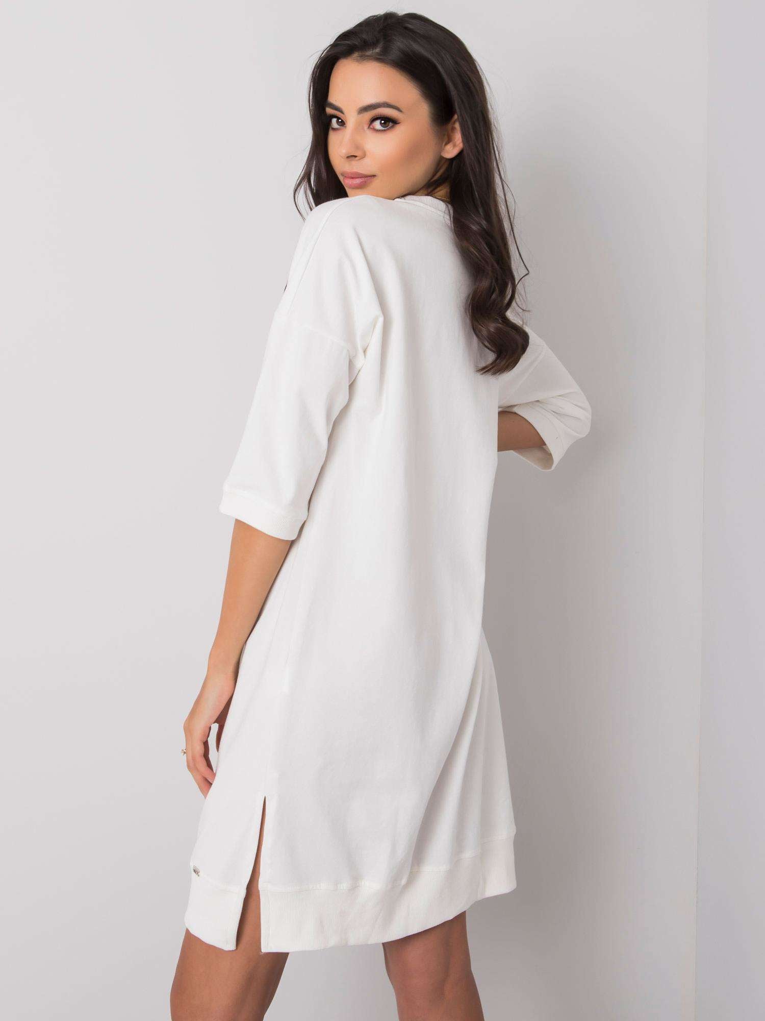 2016102833772-3-RELEVANCE-3