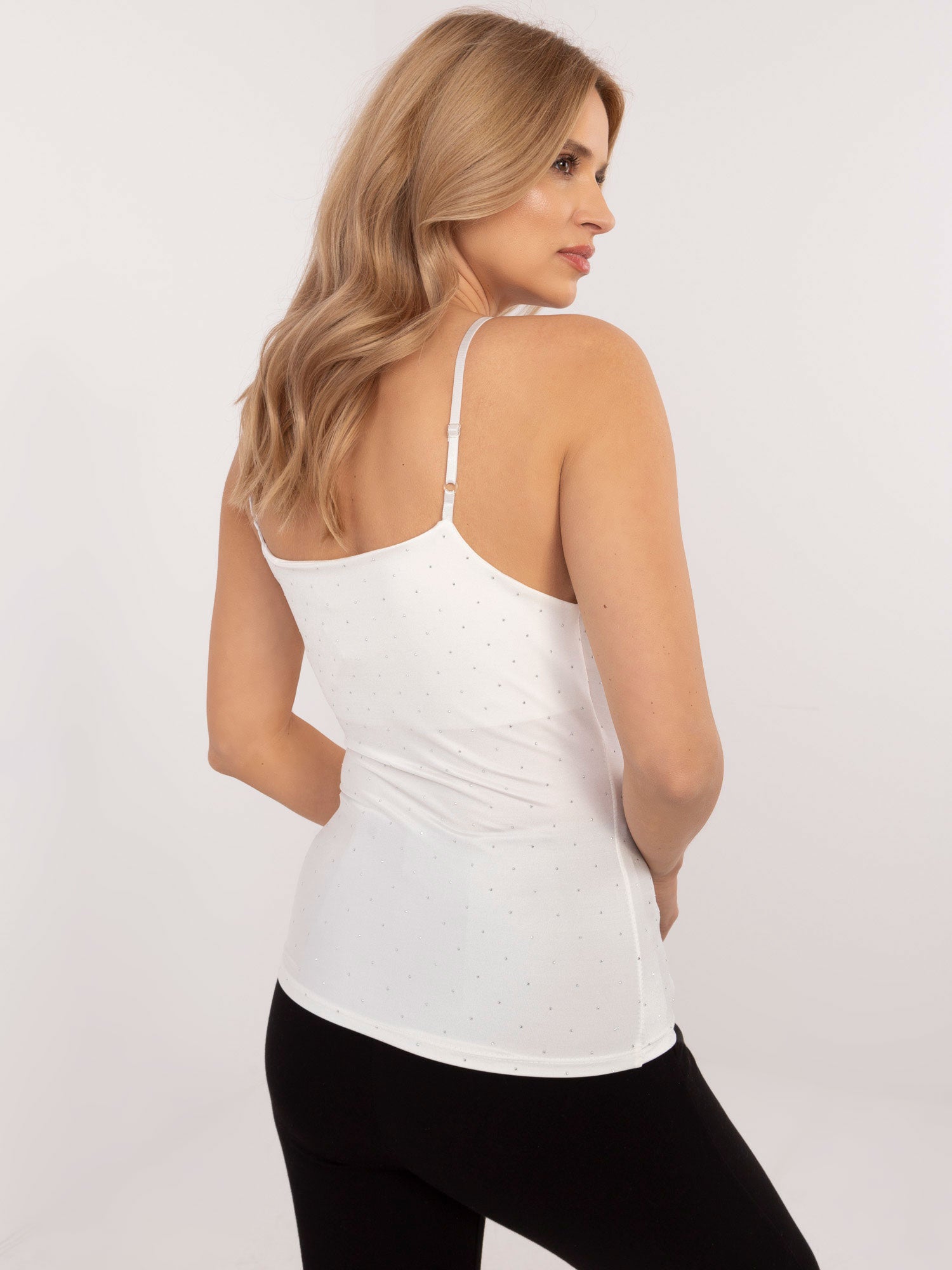 2016103579204-1-ITALY MODA-1